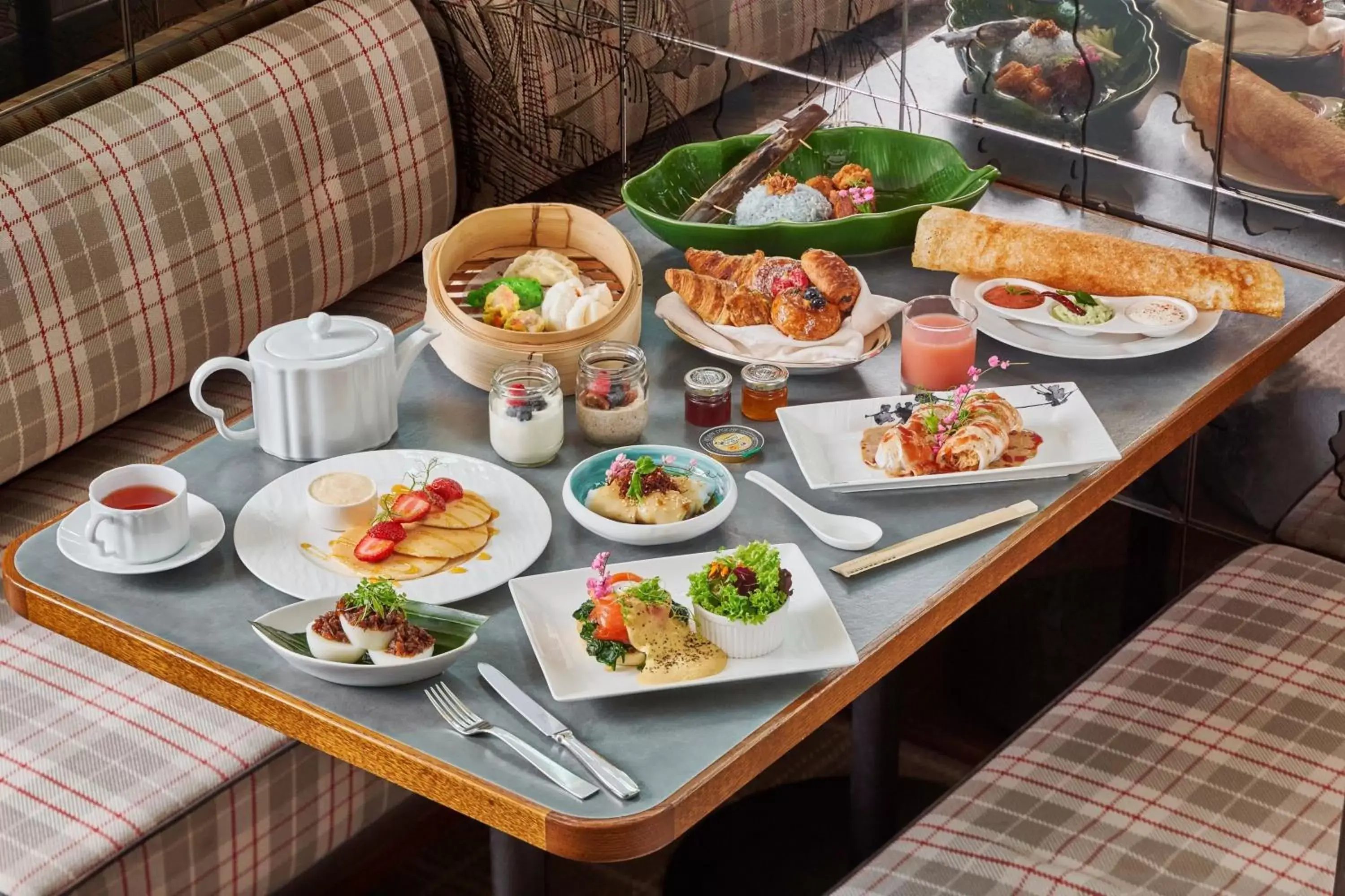 Breakfast in The Ritz-Carlton, Millenia Singapore