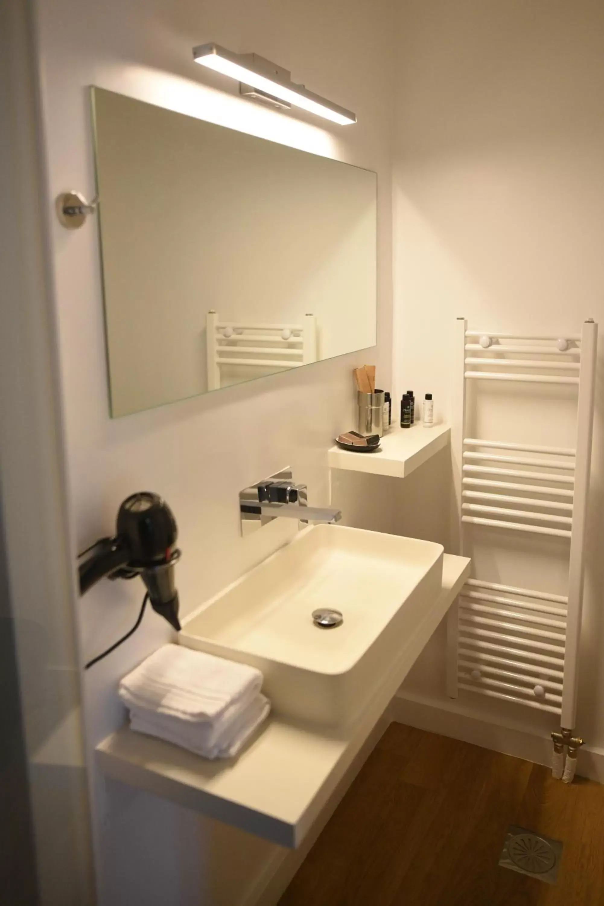 Bathroom in Clocktower Luxury Suites