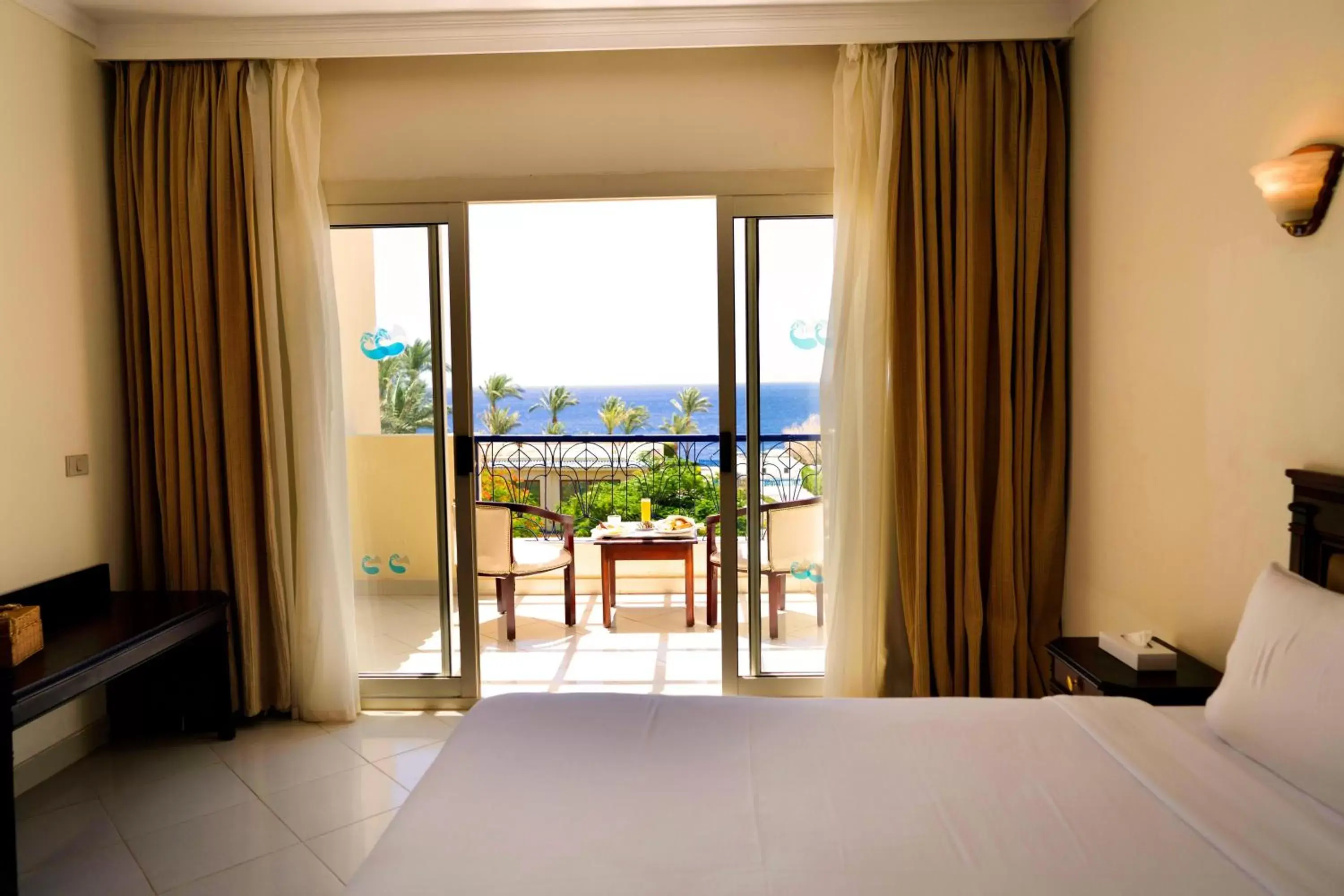 Photo of the whole room, Bed in Grand Oasis Resort Photo of the whole room, Bed in Grand Oasis Resort