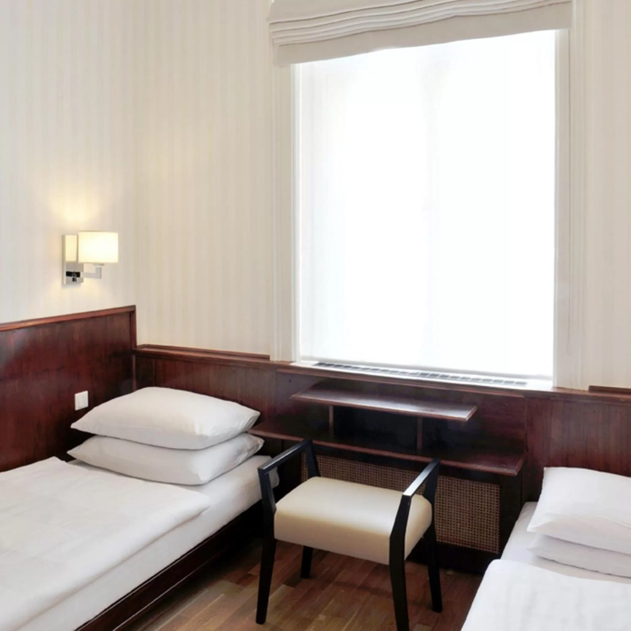 Bed in Hotel Kärntnerhof