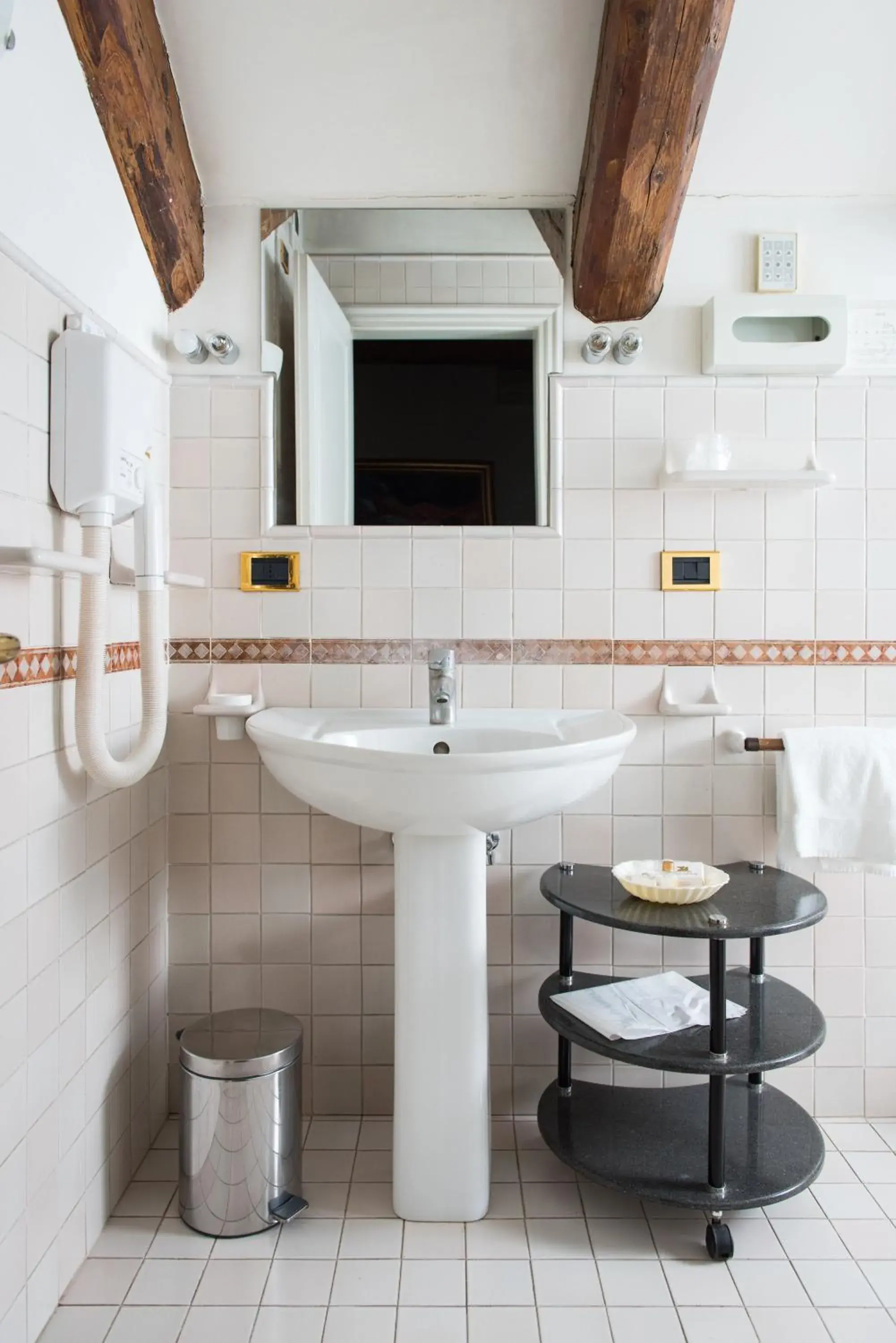 Shower, Bathroom in Hotel Villa Stucky