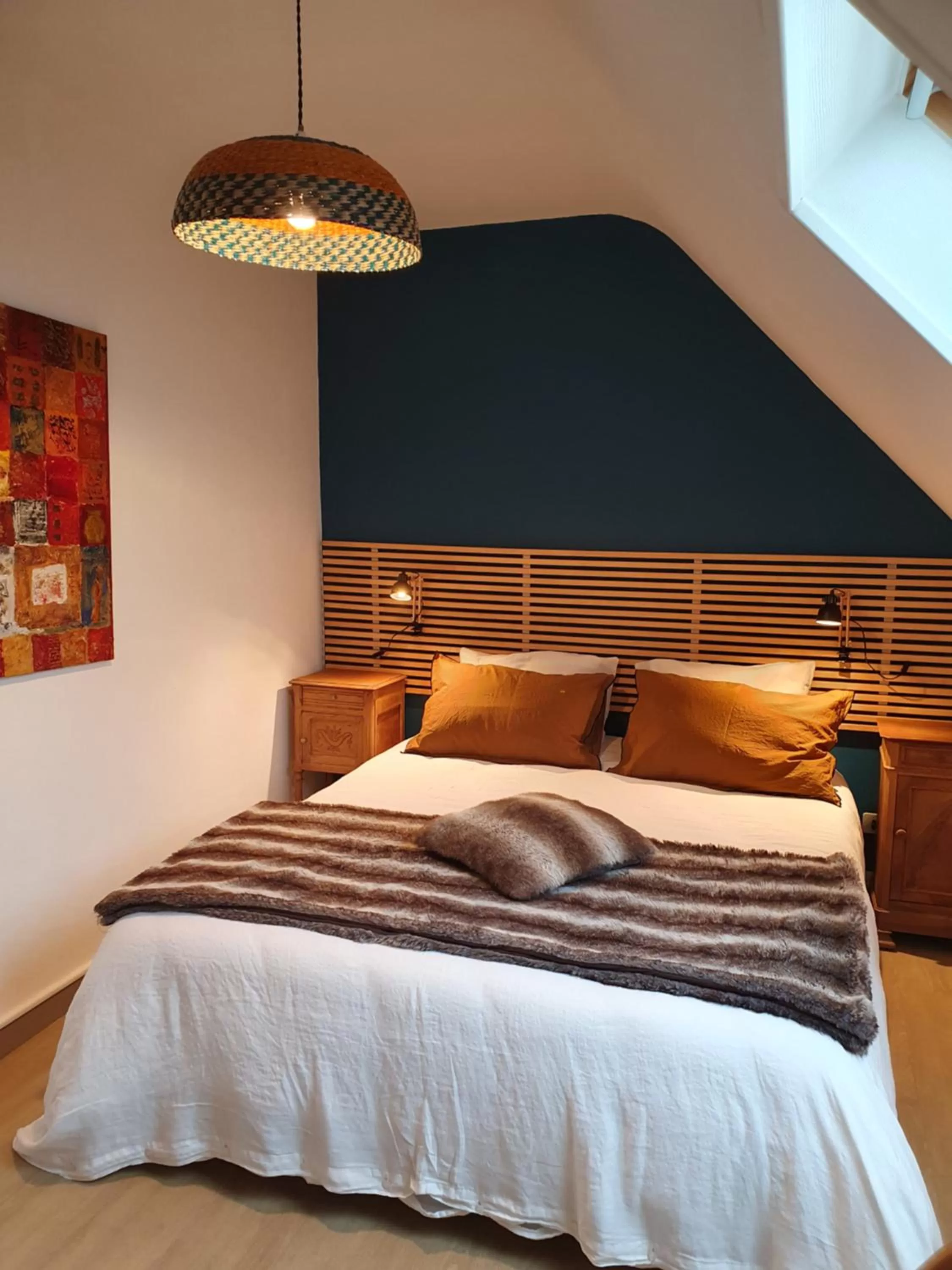 Bedroom, Bed in 180 degrés iodés