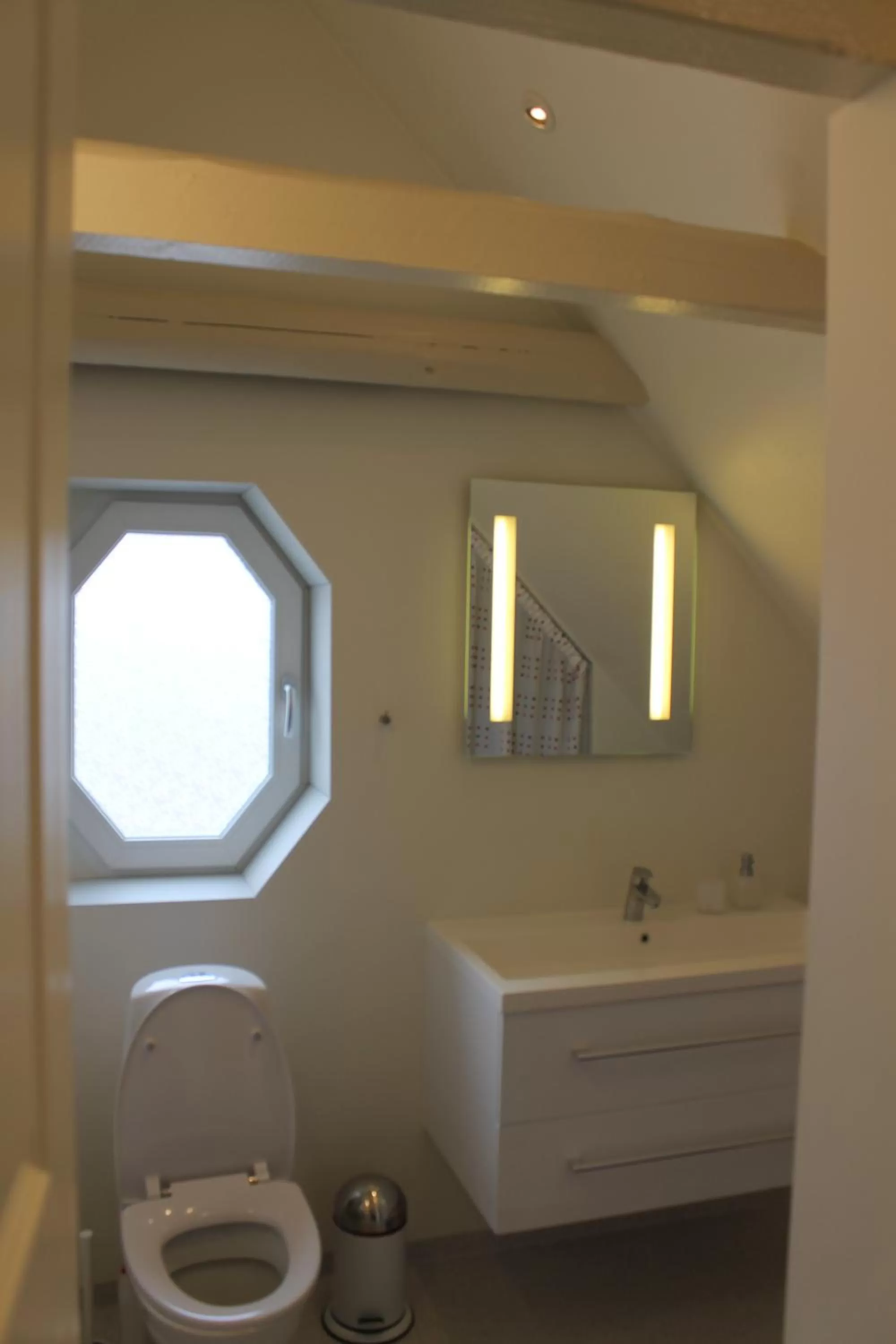 Amalie Bed and Breakfast & Apartments