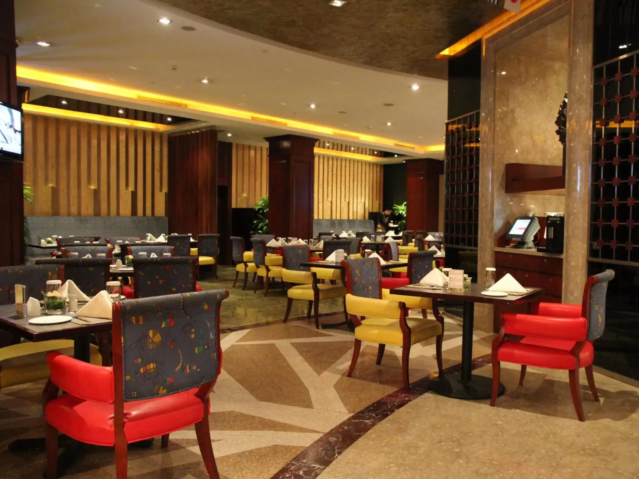 Lounge or bar, Restaurant/Places to Eat in The Pavilion Hotel Shenzhen (Huaqiang NorthBusiness Zone)