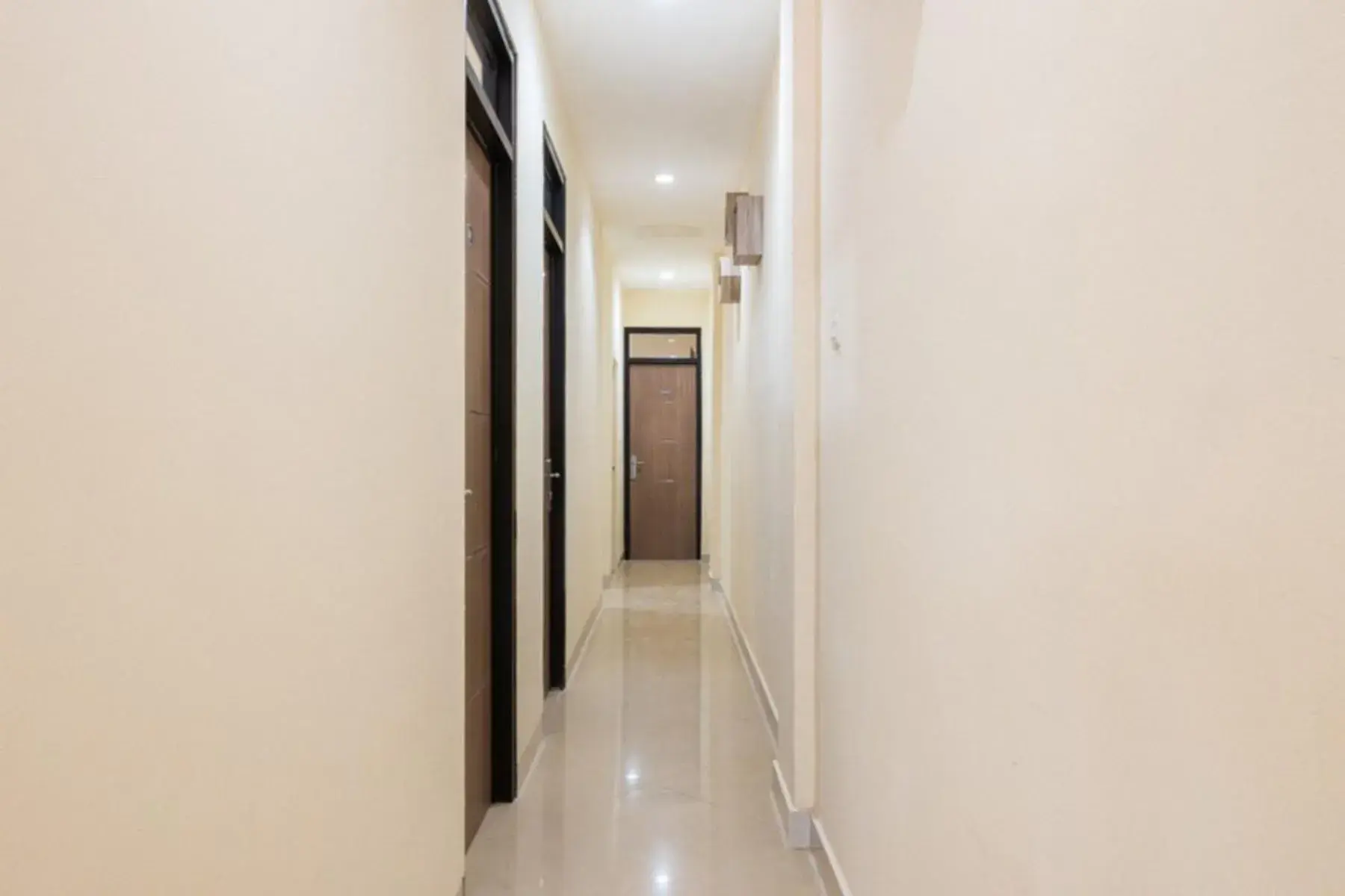 Balcony/Terrace in RedDoorz At Tebet Barat 2 Balcony/Terrace in RedDoorz At Tebet Barat 2