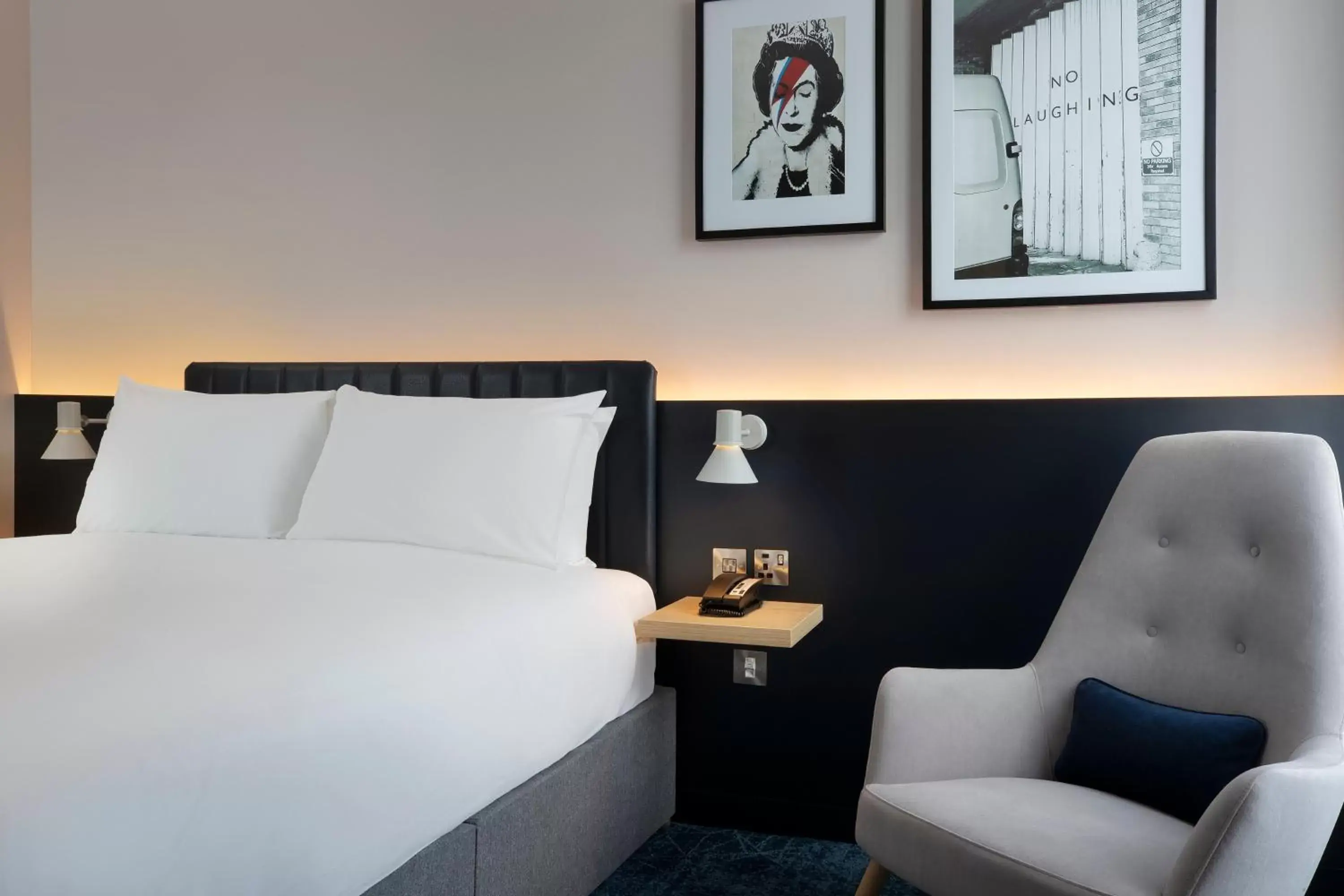 Bedroom, Bed in Leonardo Hotel Bristol City Bedroom, Bed in Leonardo Hotel Bristol City