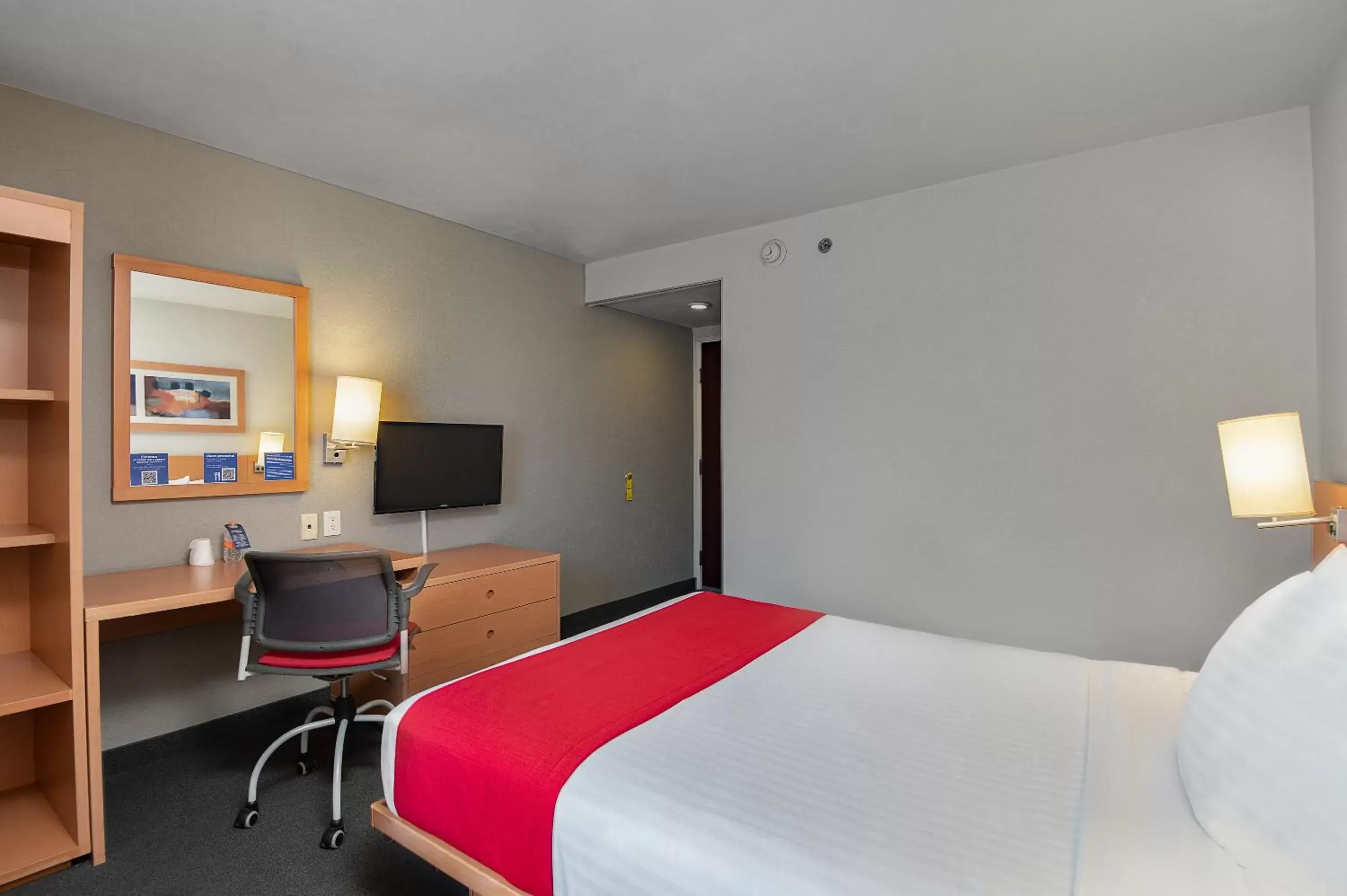 Bedroom, Bed in City Express by Marriott Tepotzotlán