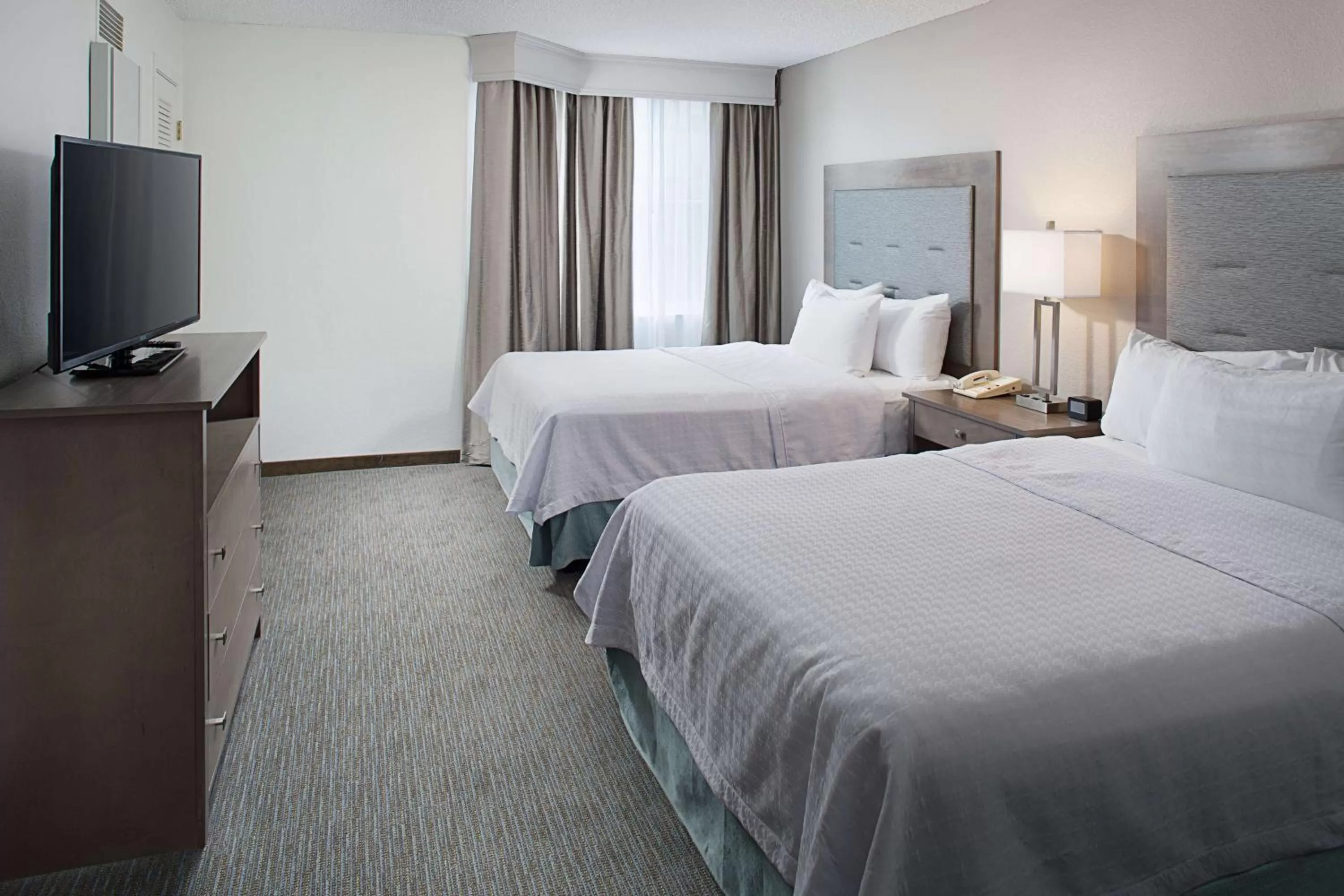 Bedroom, Bed in Homewood Suites by Hilton Albuquerque Uptown