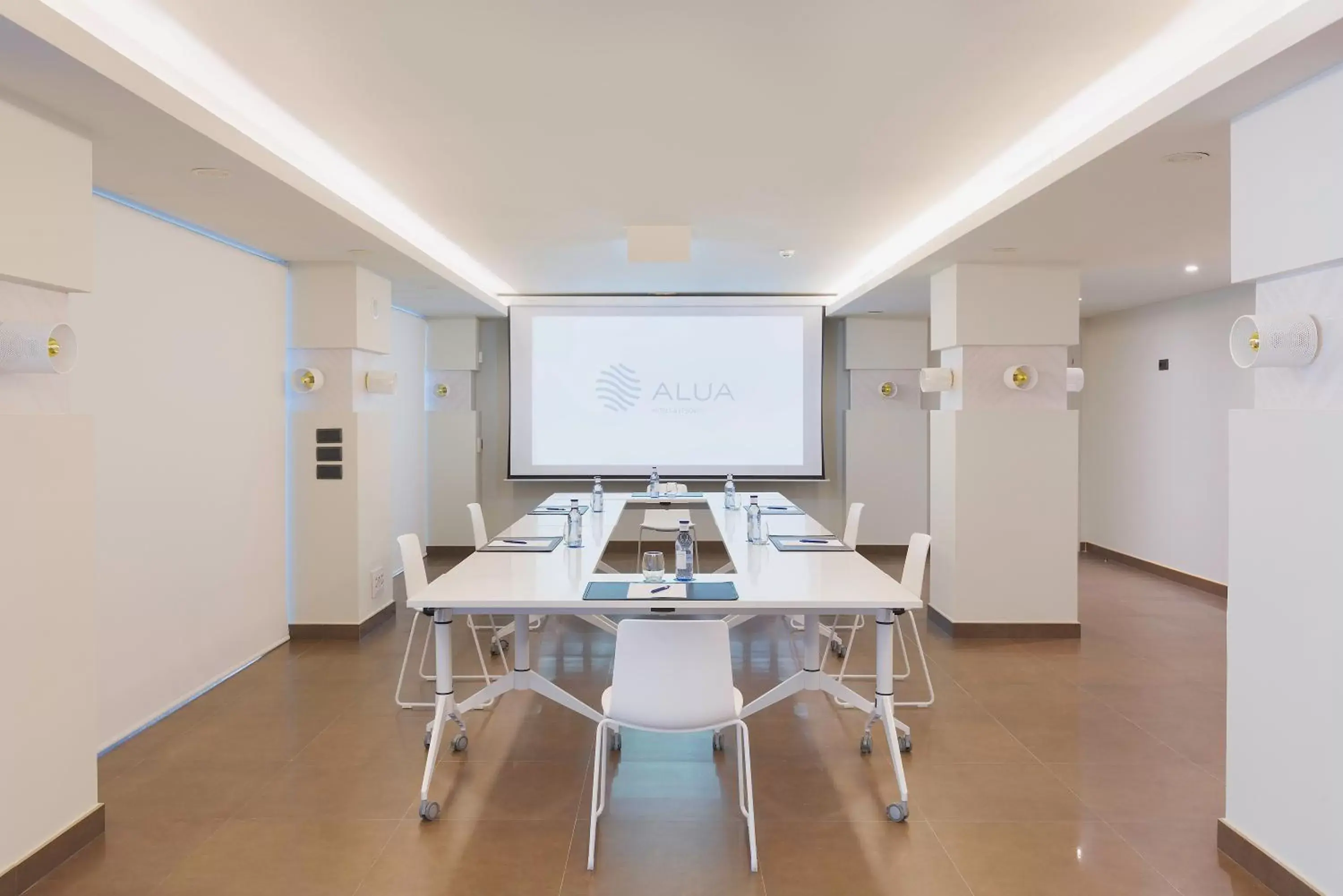 Business facilities in AluaSoul Palma Hotel Adults Only