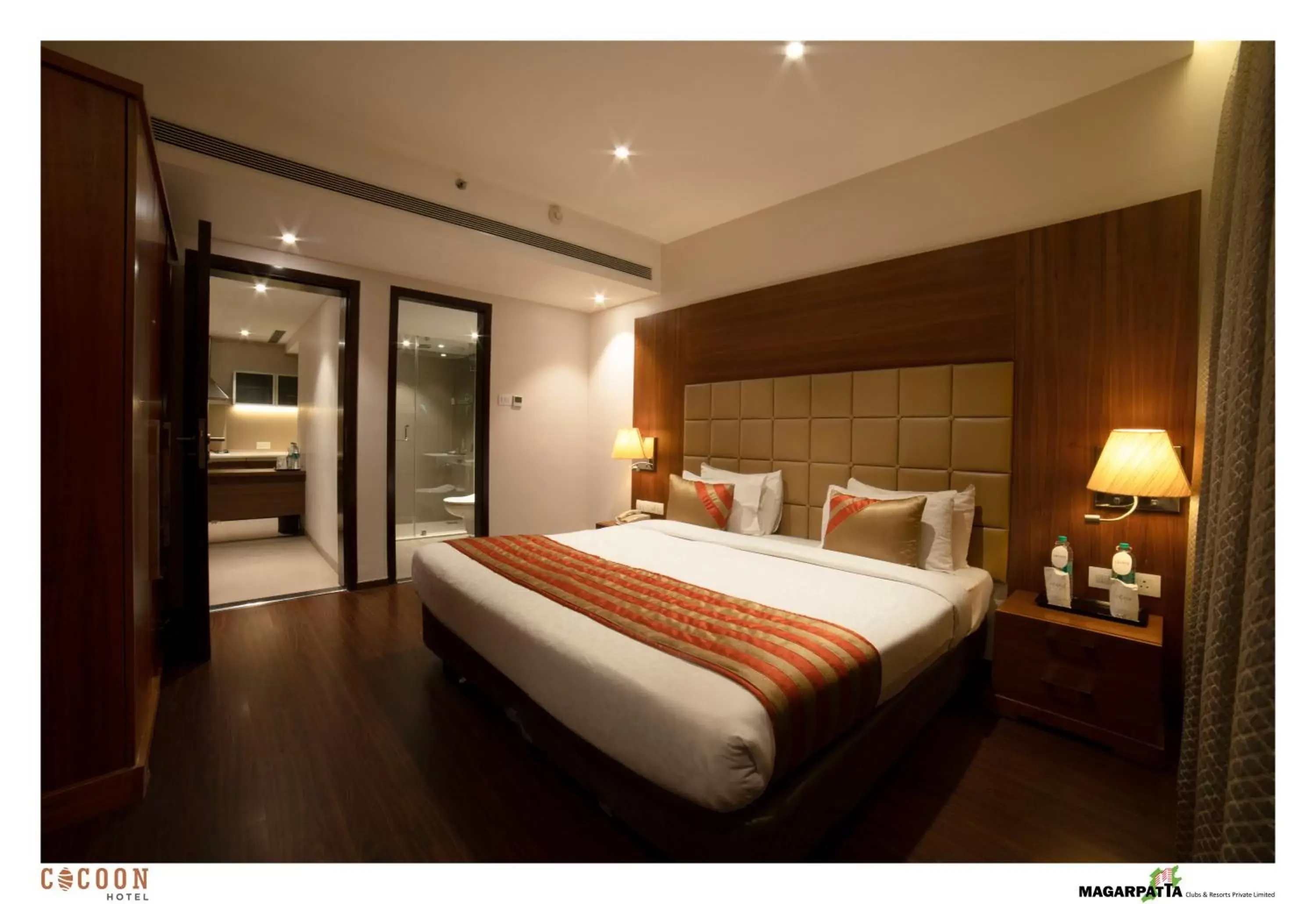 Bedroom, Bed in Cocoon Hotel