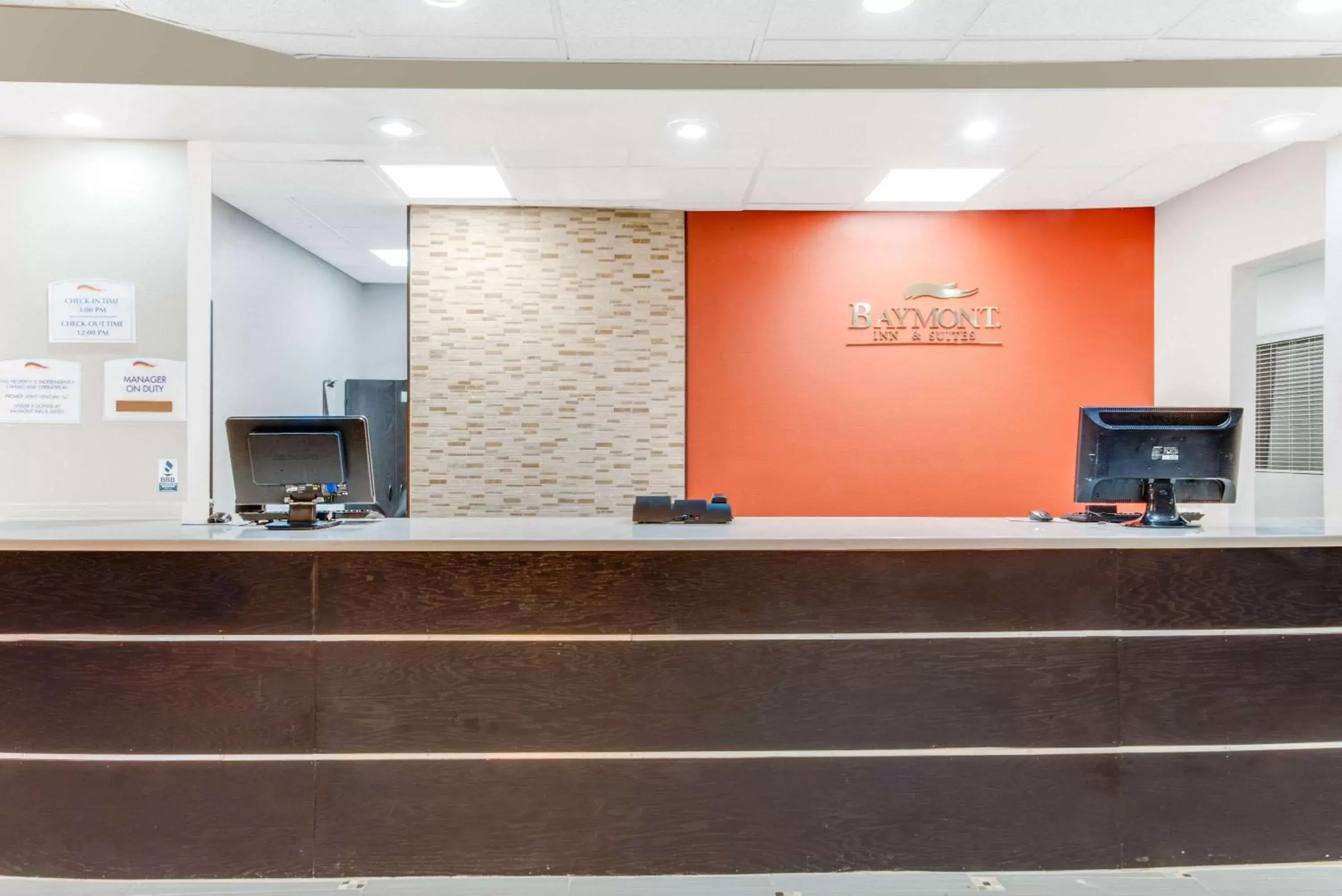 Lobby or reception, Lobby/Reception in Baymont by Wyndham Midland Airport