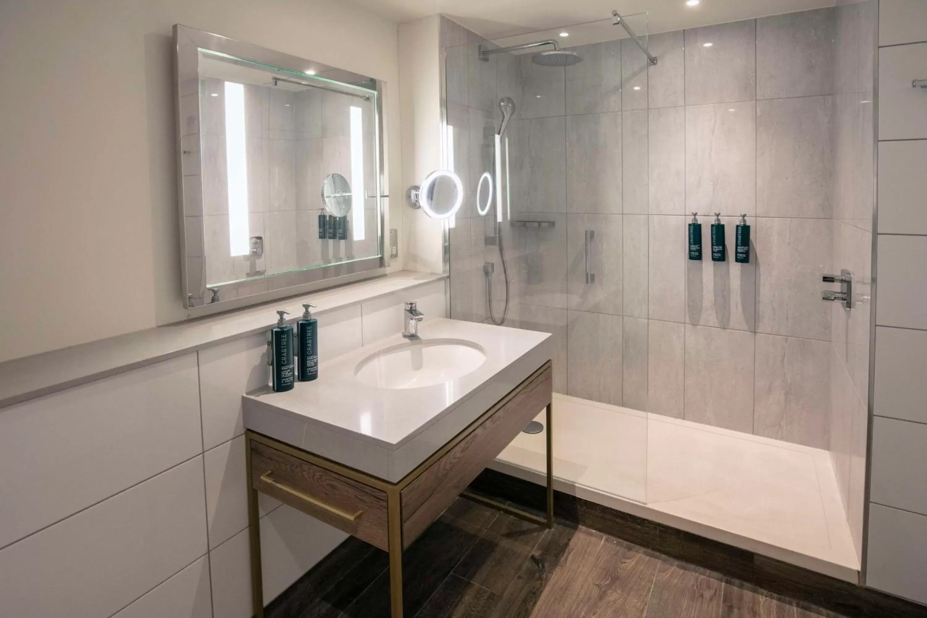 Bathroom in DoubleTree by Hilton Oxford Belfry