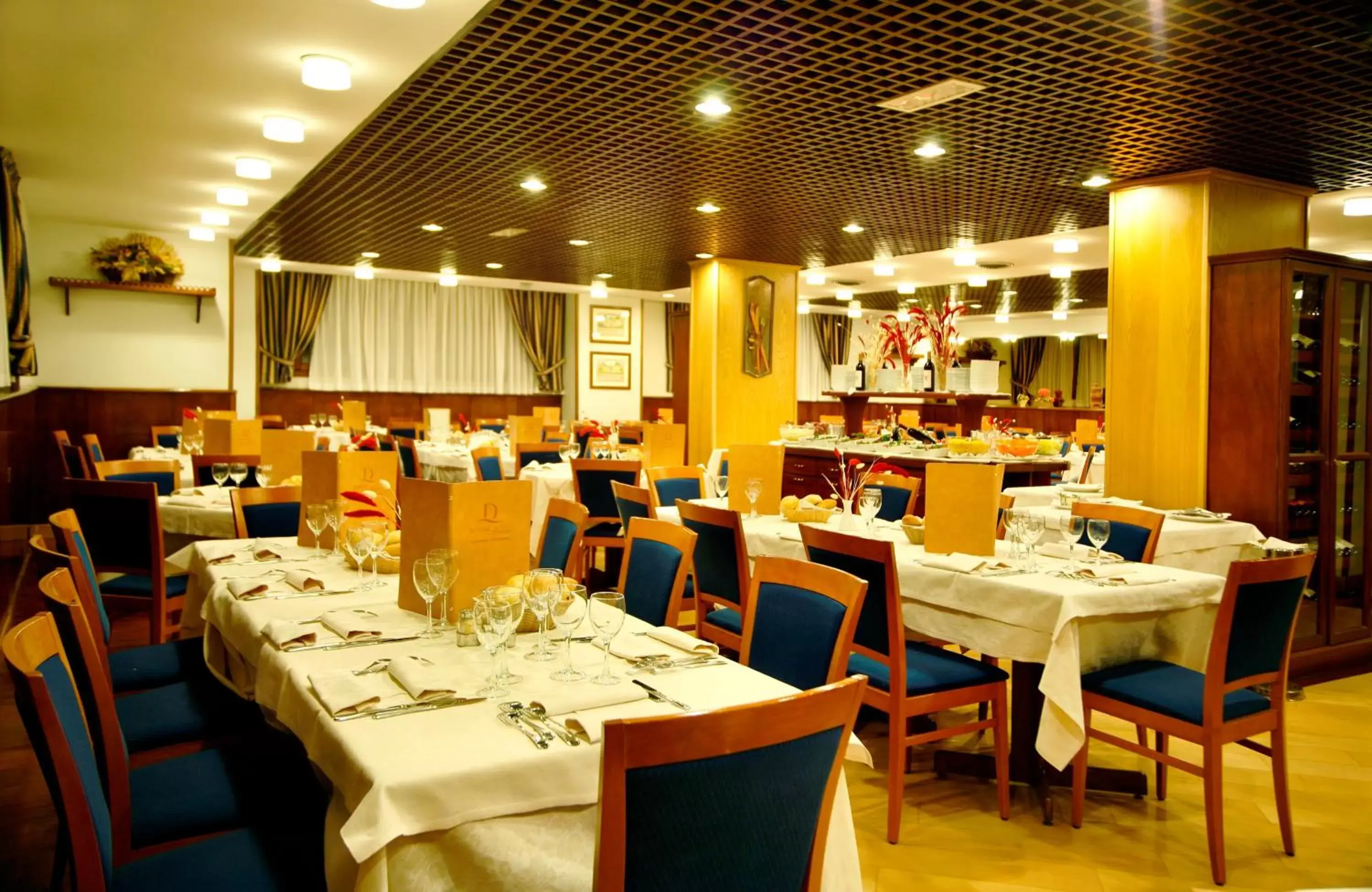 Restaurant/places to eat in Hotel Les Jumeaux Courmayeur