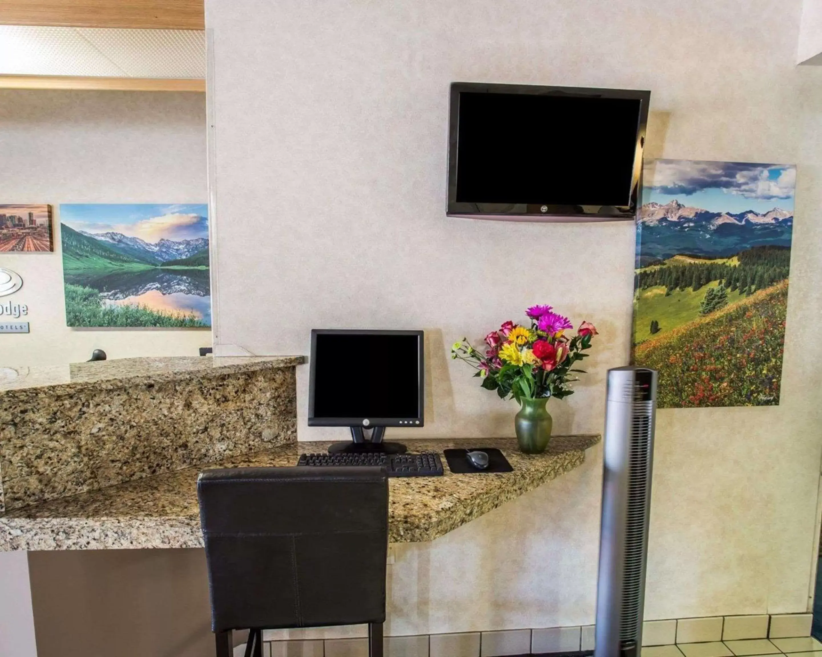 On site, TV/Entertainment Center in Econo Lodge Denver International Airport