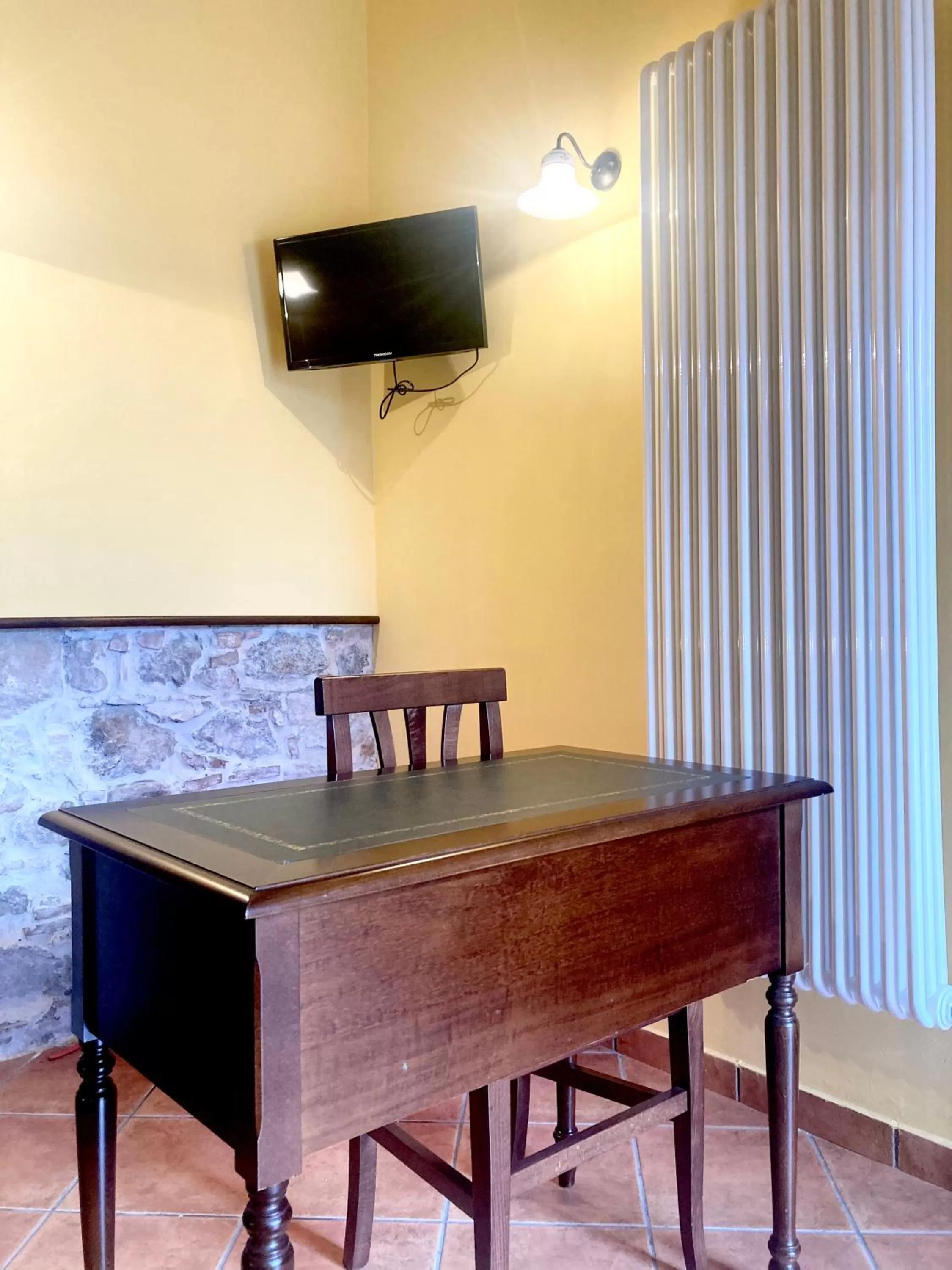 TV and multimedia in B&B Mela