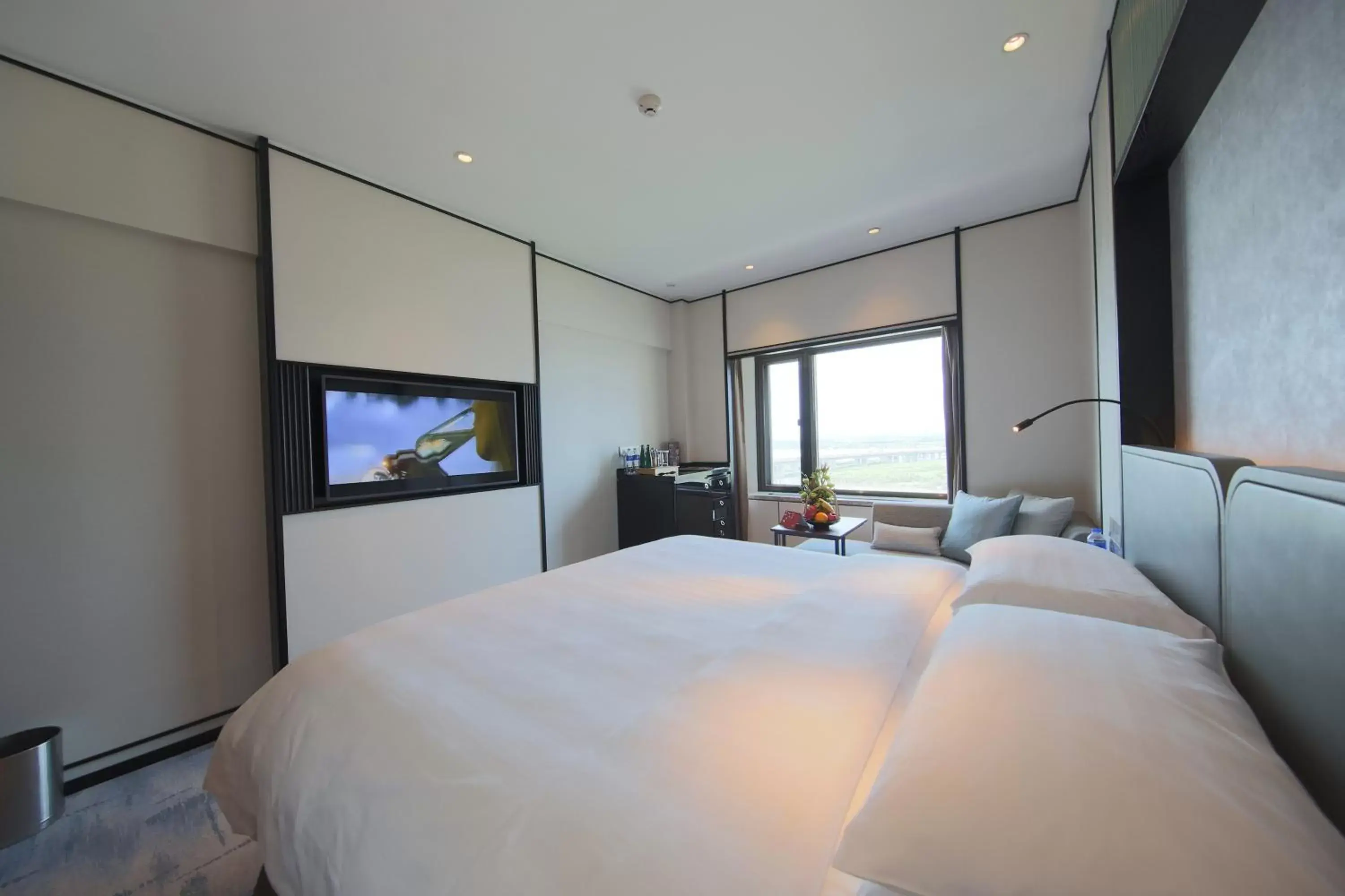 TV and multimedia, Bed in Shangri-La Harbin