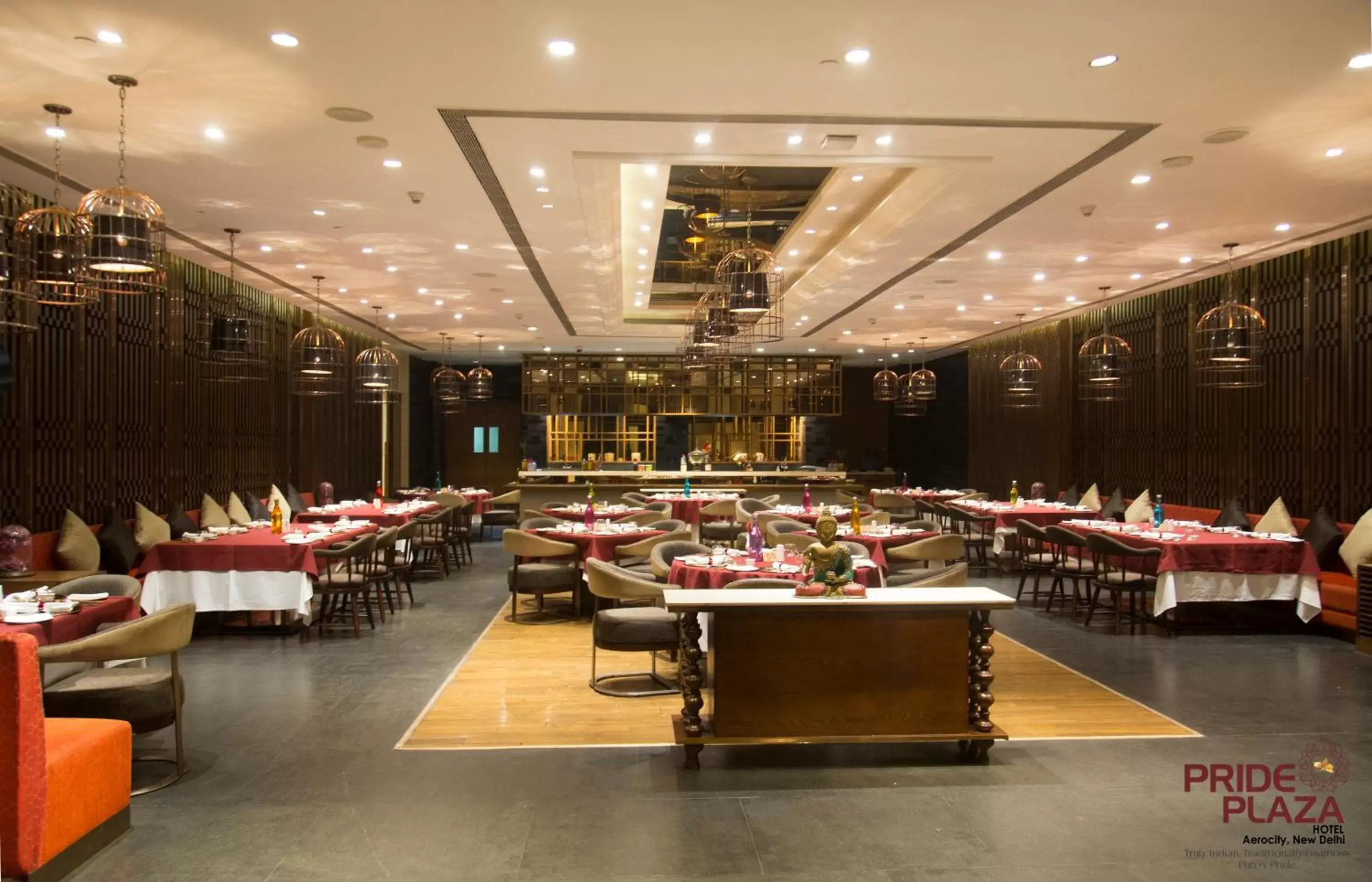 Dinner, Restaurant/Places to Eat in Pride Plaza Hotel, Aerocity New Delhi