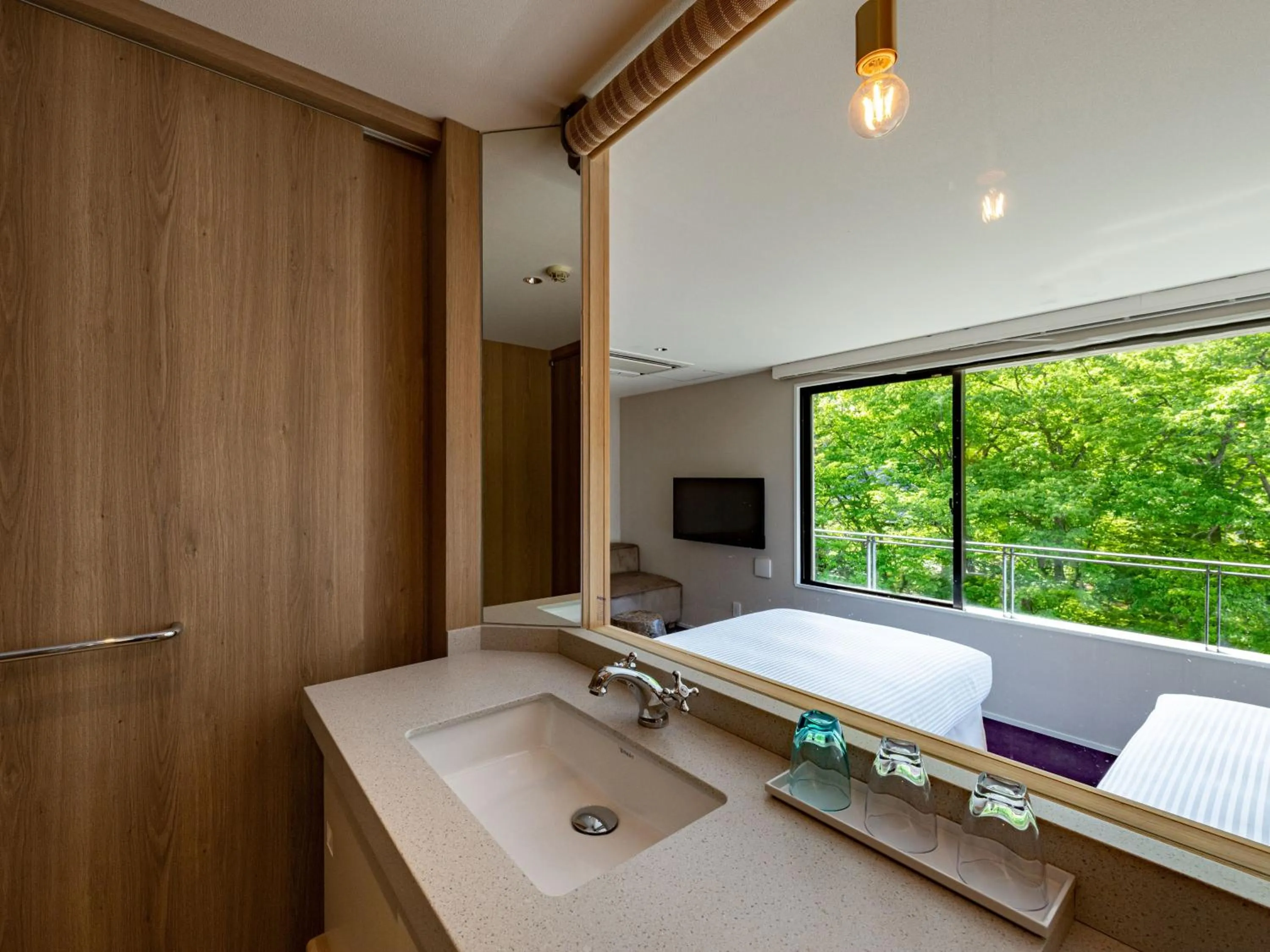 Bathroom, Bed in KAMENOI HOTEL Nikko Yunishigawa All-Inclusive Resort