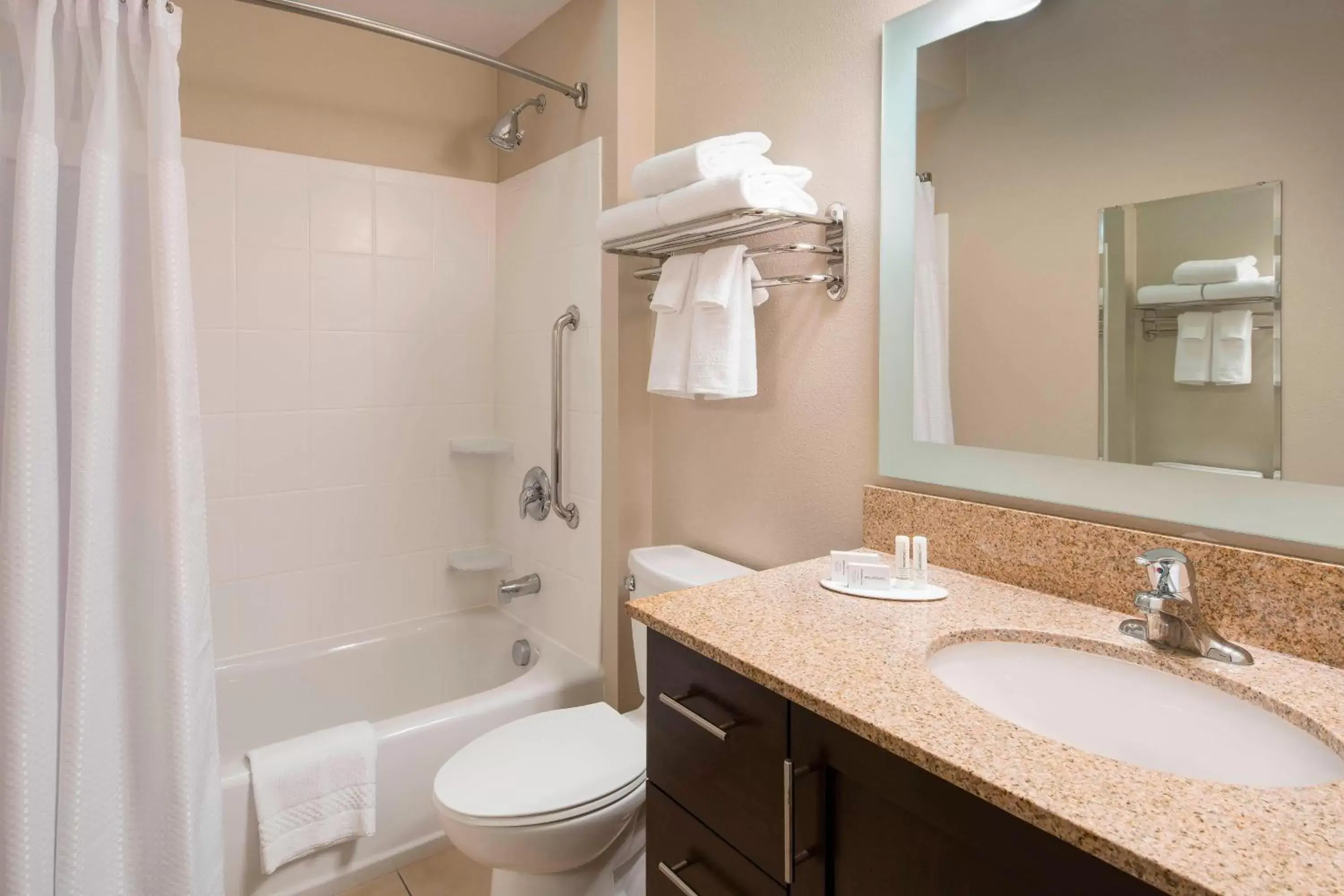 Bathroom in TownePlace Suites by Marriott San Diego Carlsbad / Vista