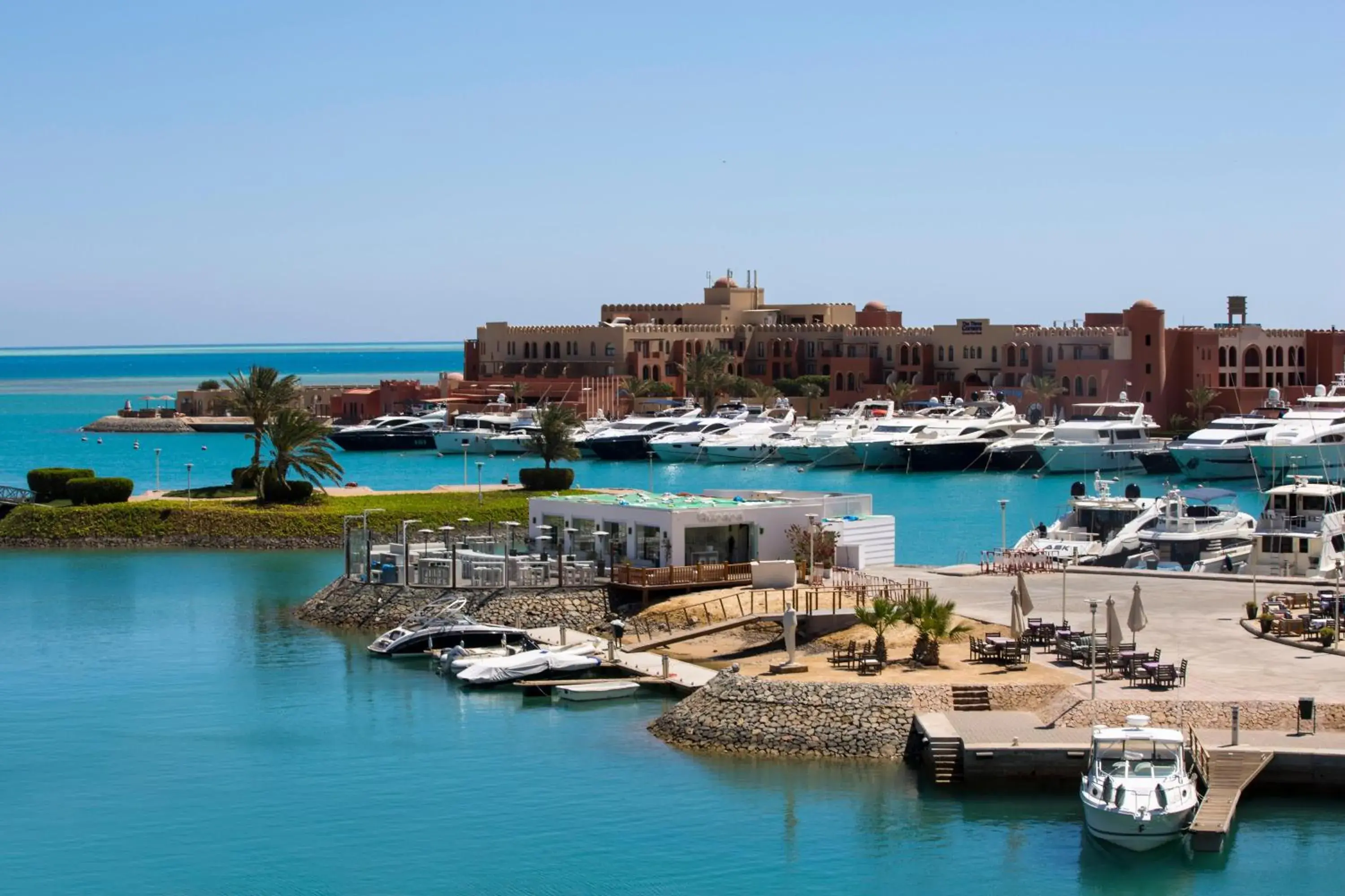 Natural landscape in Ali Pasha Hotel