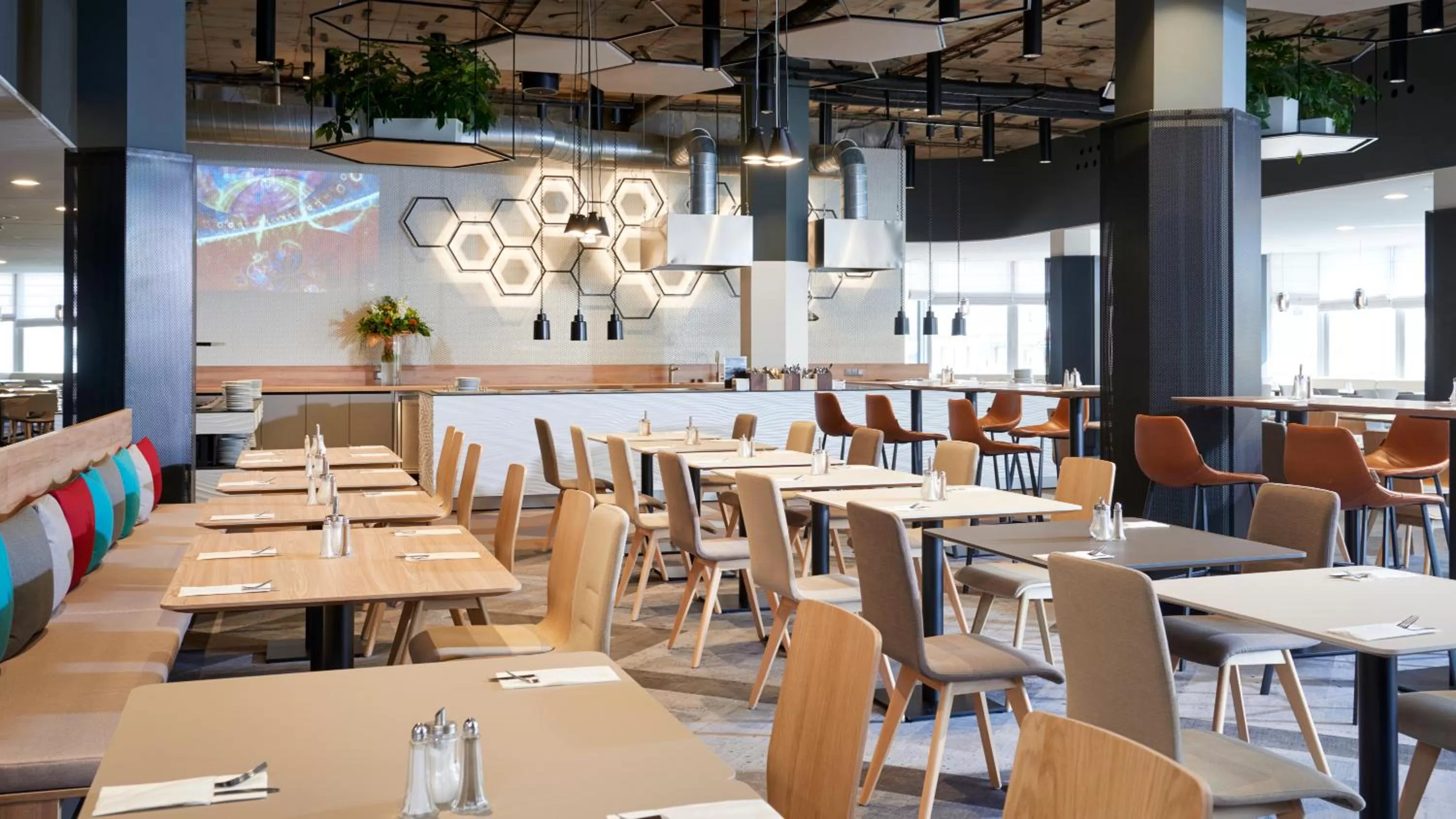 Breakfast in OREA Hotel Pyramida Praha