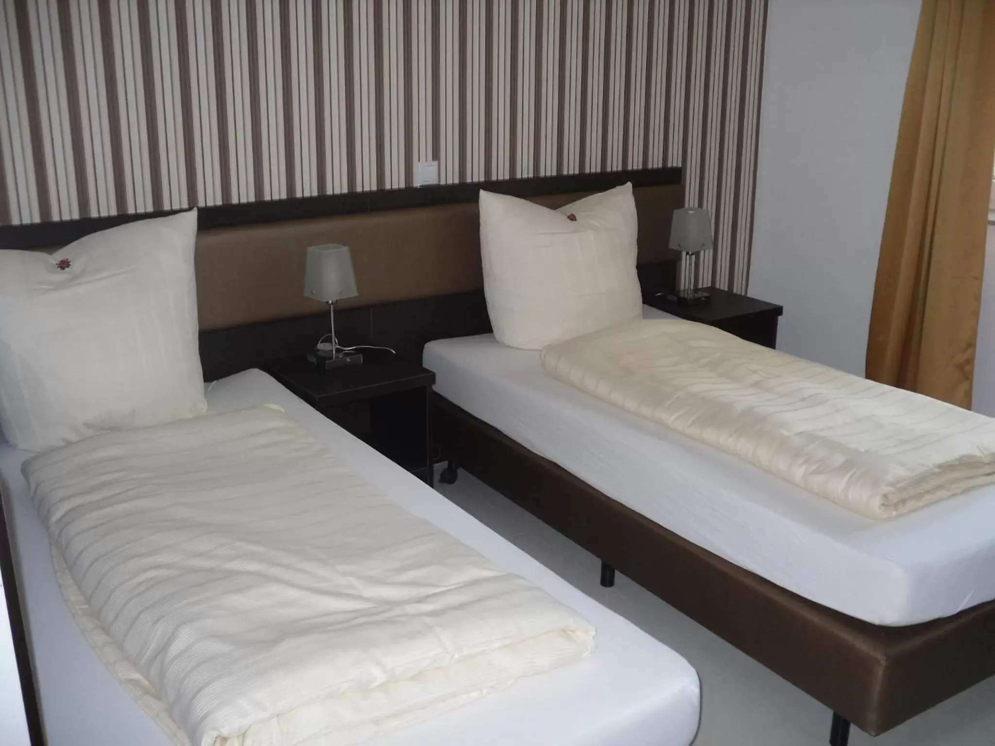 Bedroom, Bed in Cityhotel Ahlen Garni