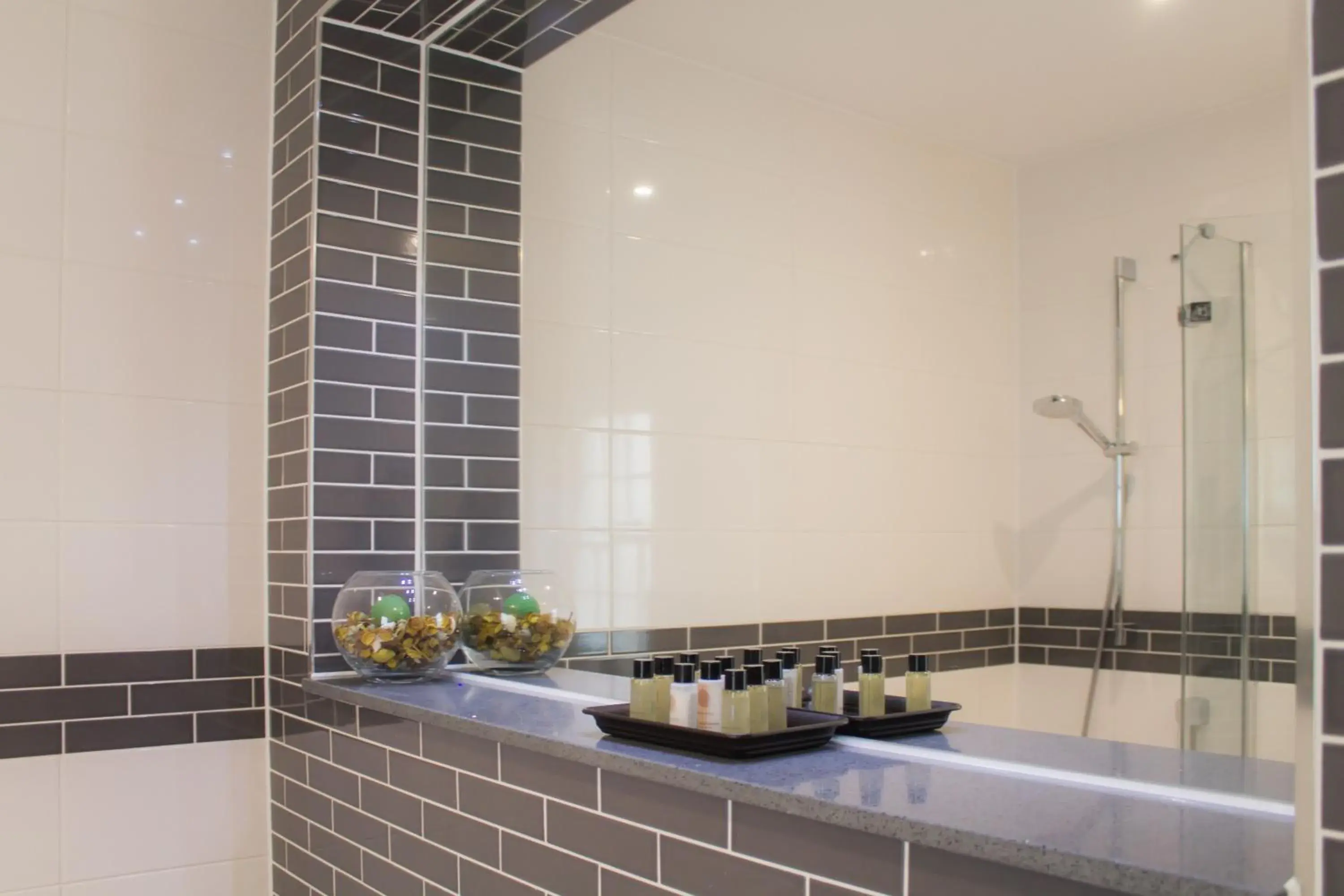 Bathroom in Townhouse of Bath