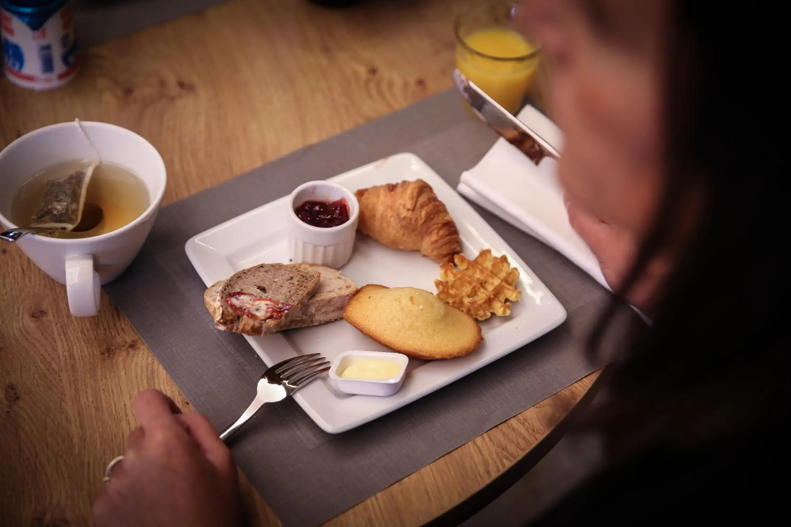 Buffet breakfast in Novotel Saint Brieuc Centre Gare