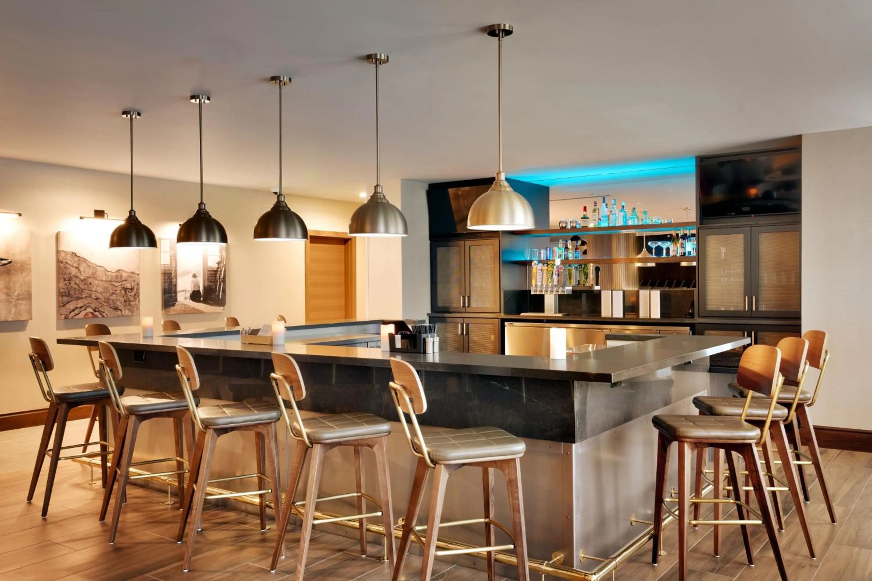 Restaurant/places to eat in Residence Inn by Marriott Vail