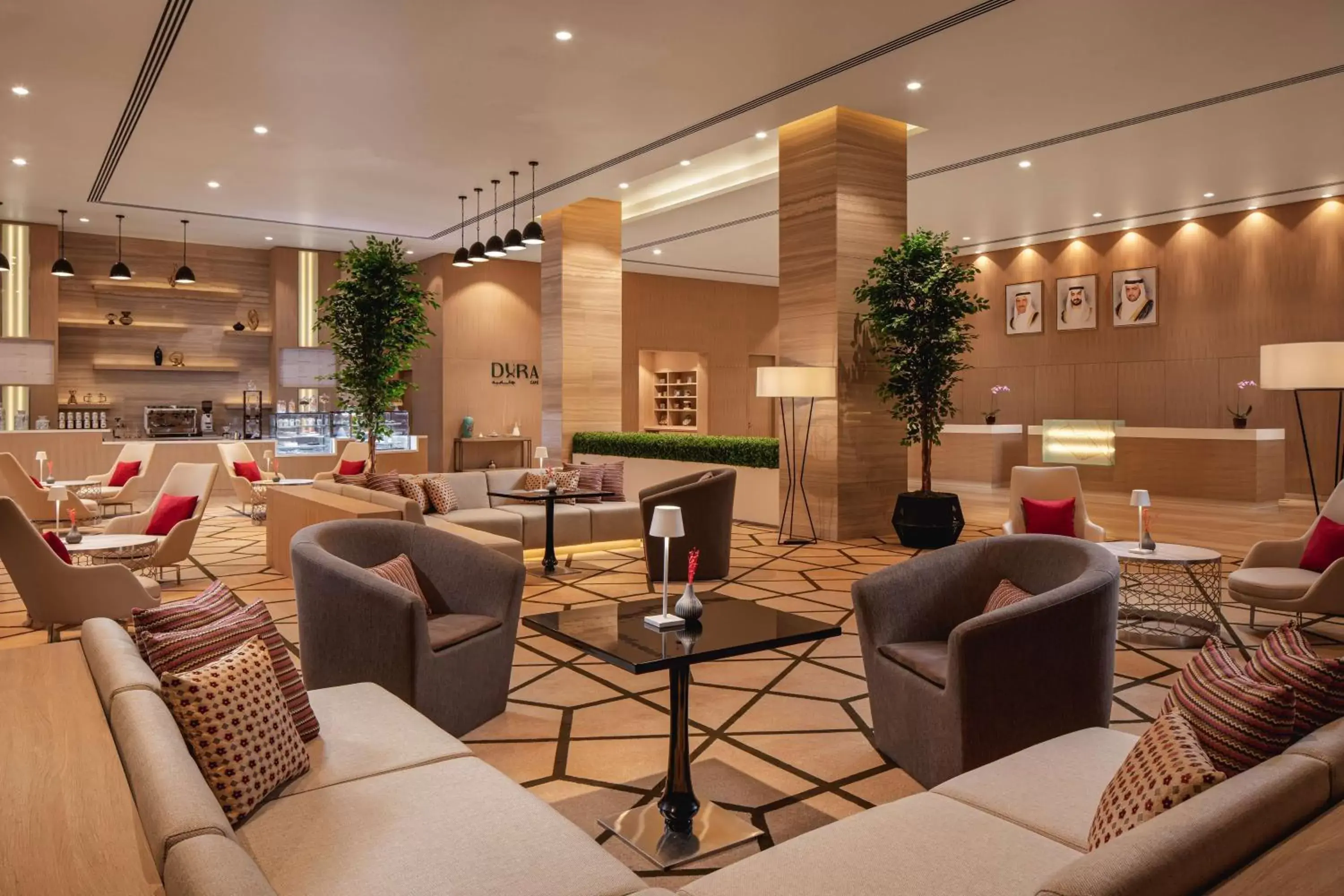 Lobby or reception, Lounge/Bar in Doubletree By Hilton Fujairah City