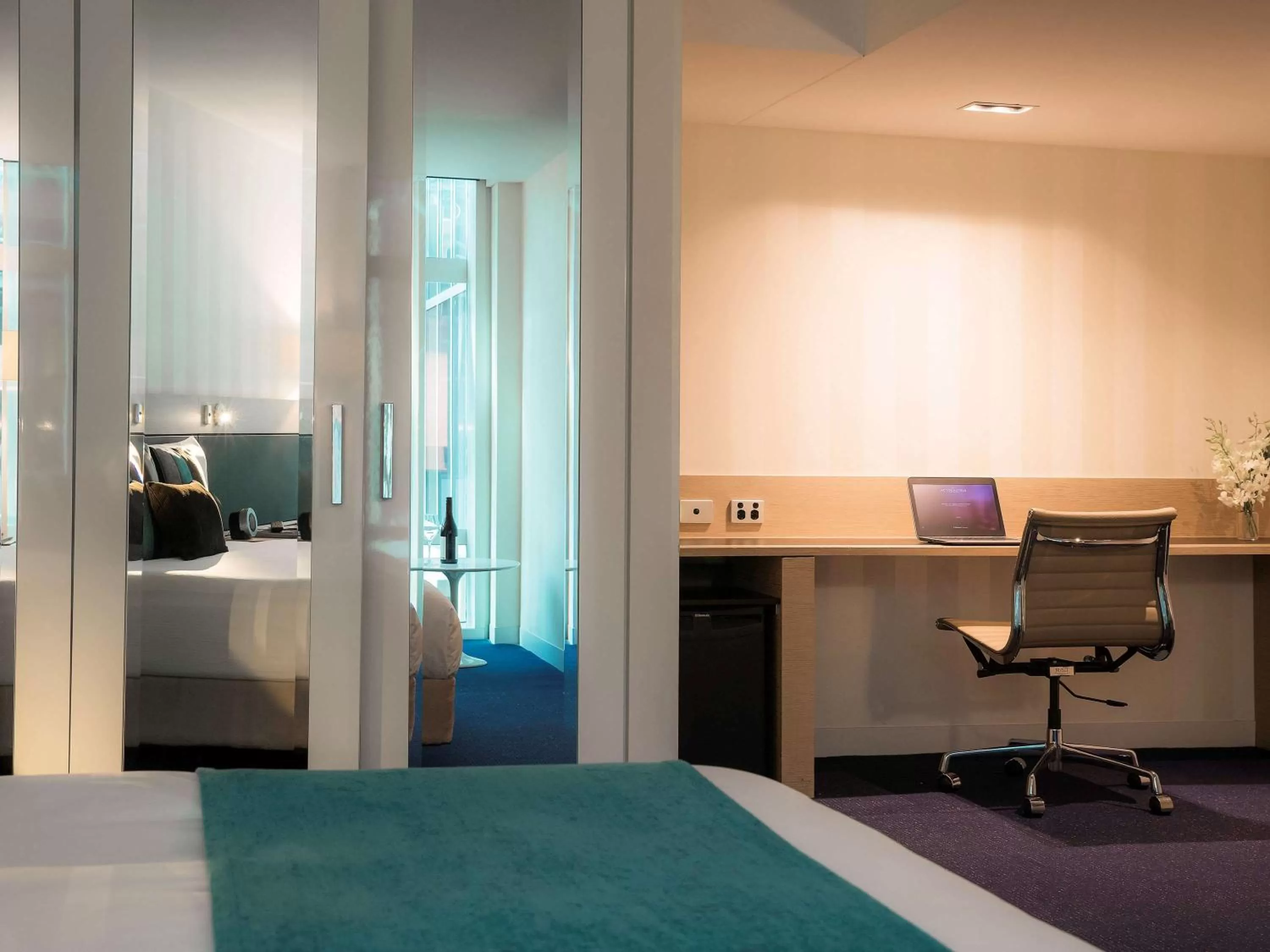 Photo of the whole room in Novotel Melbourne On Collins