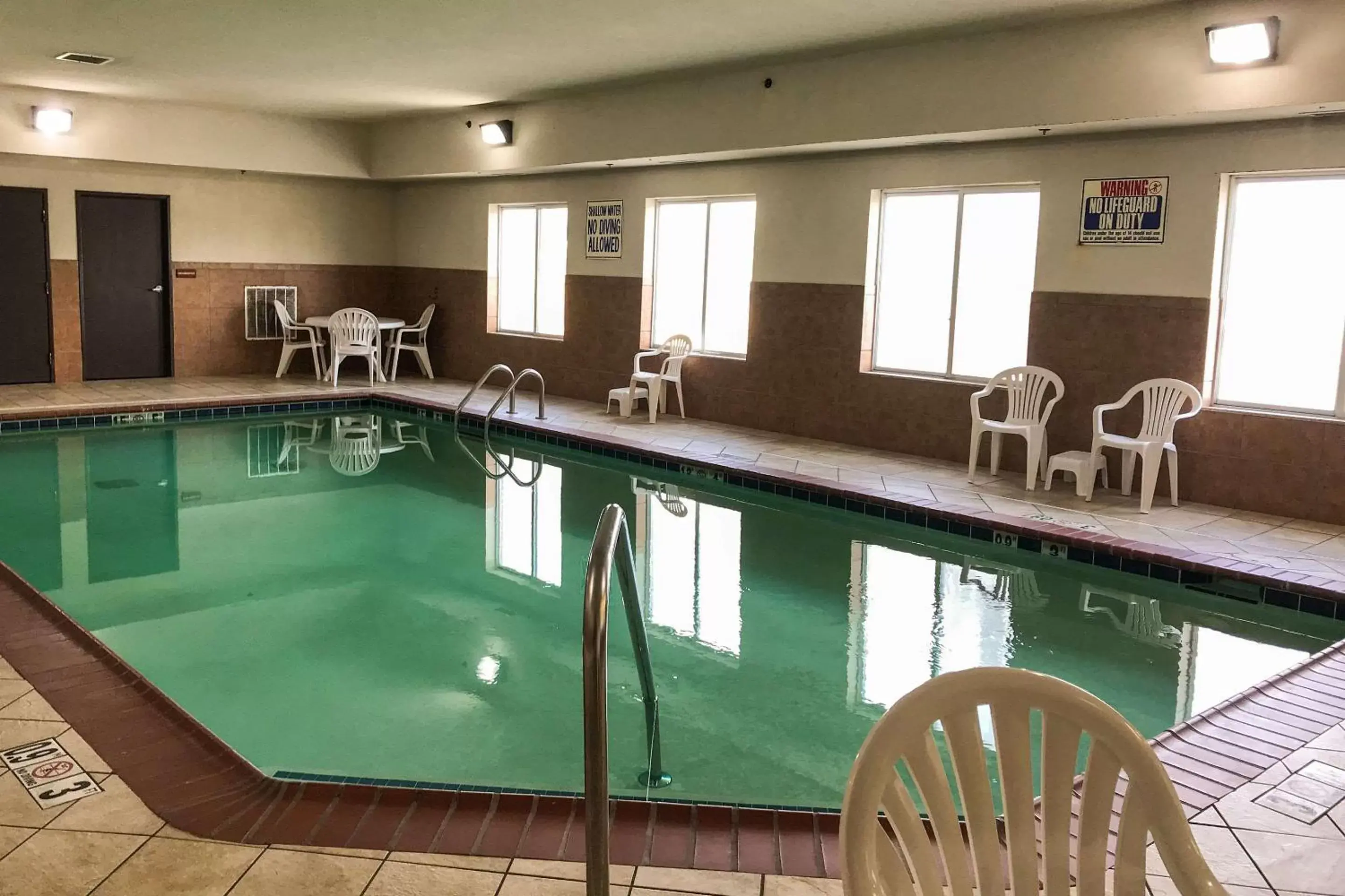 On site, Swimming Pool in Sleep Inn & Suites Shepherdsville Louisville South