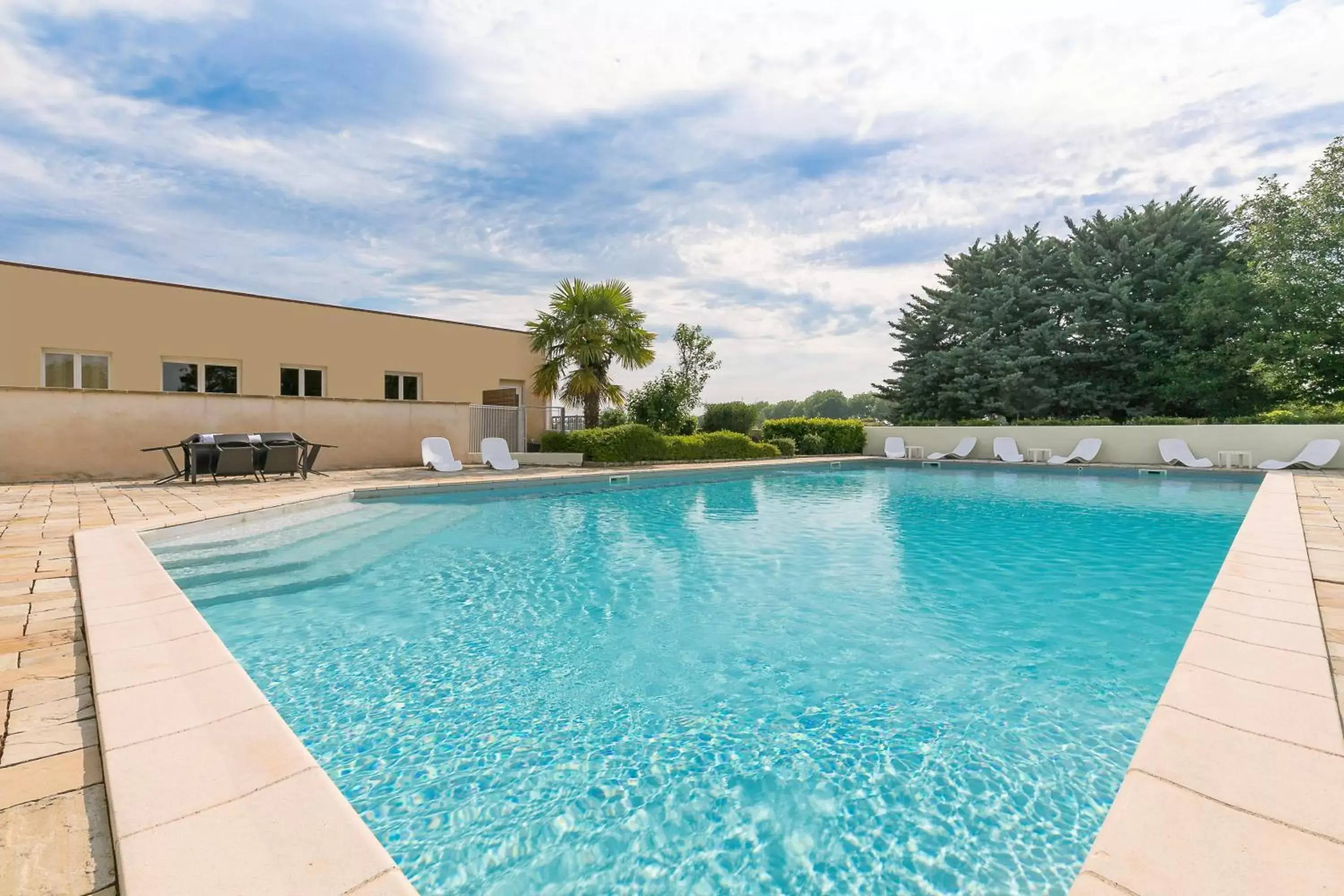 Day, Swimming Pool in Kyriad Prestige Beaune le Panorama