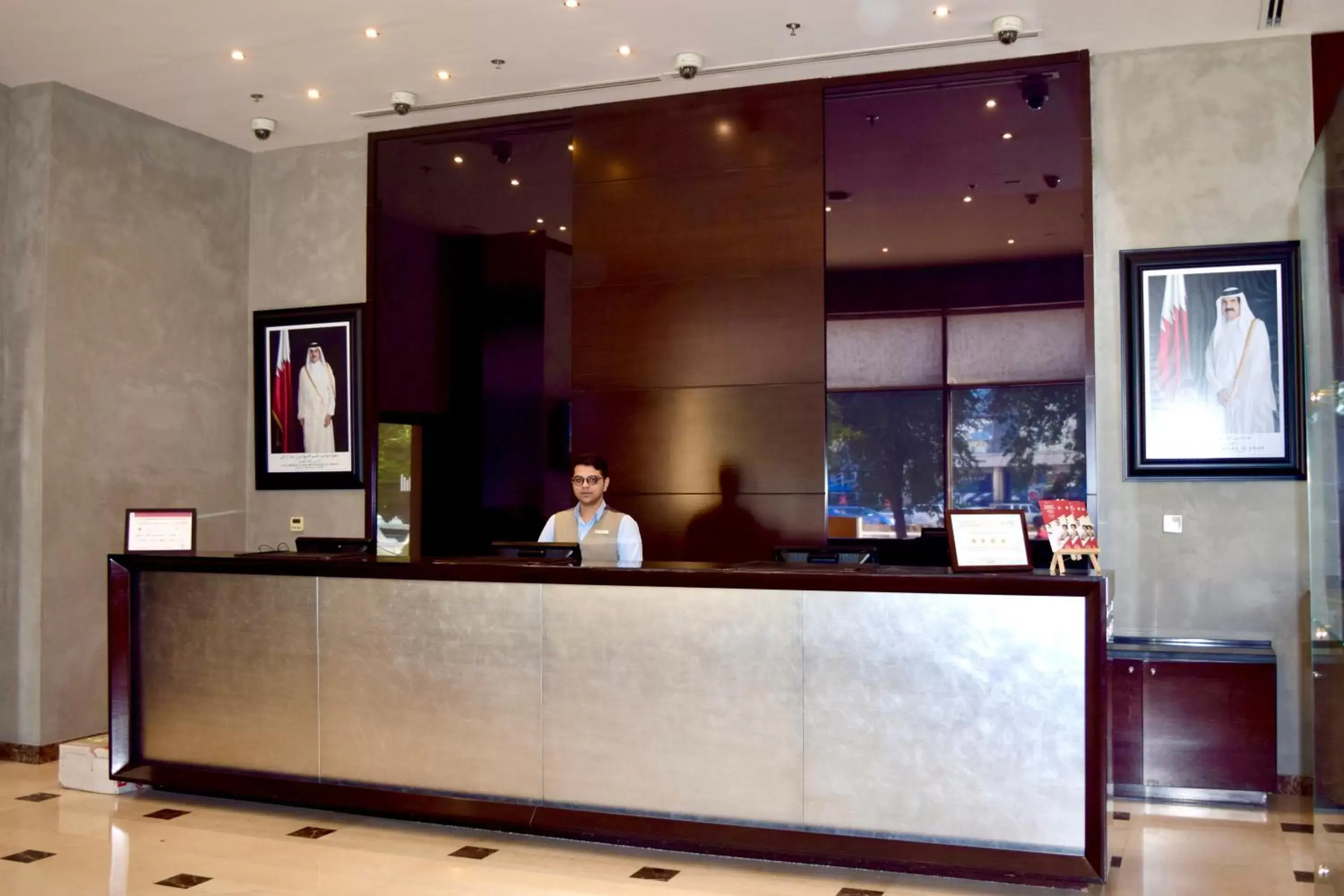 Staff, Lobby/Reception in Millennium Central Doha