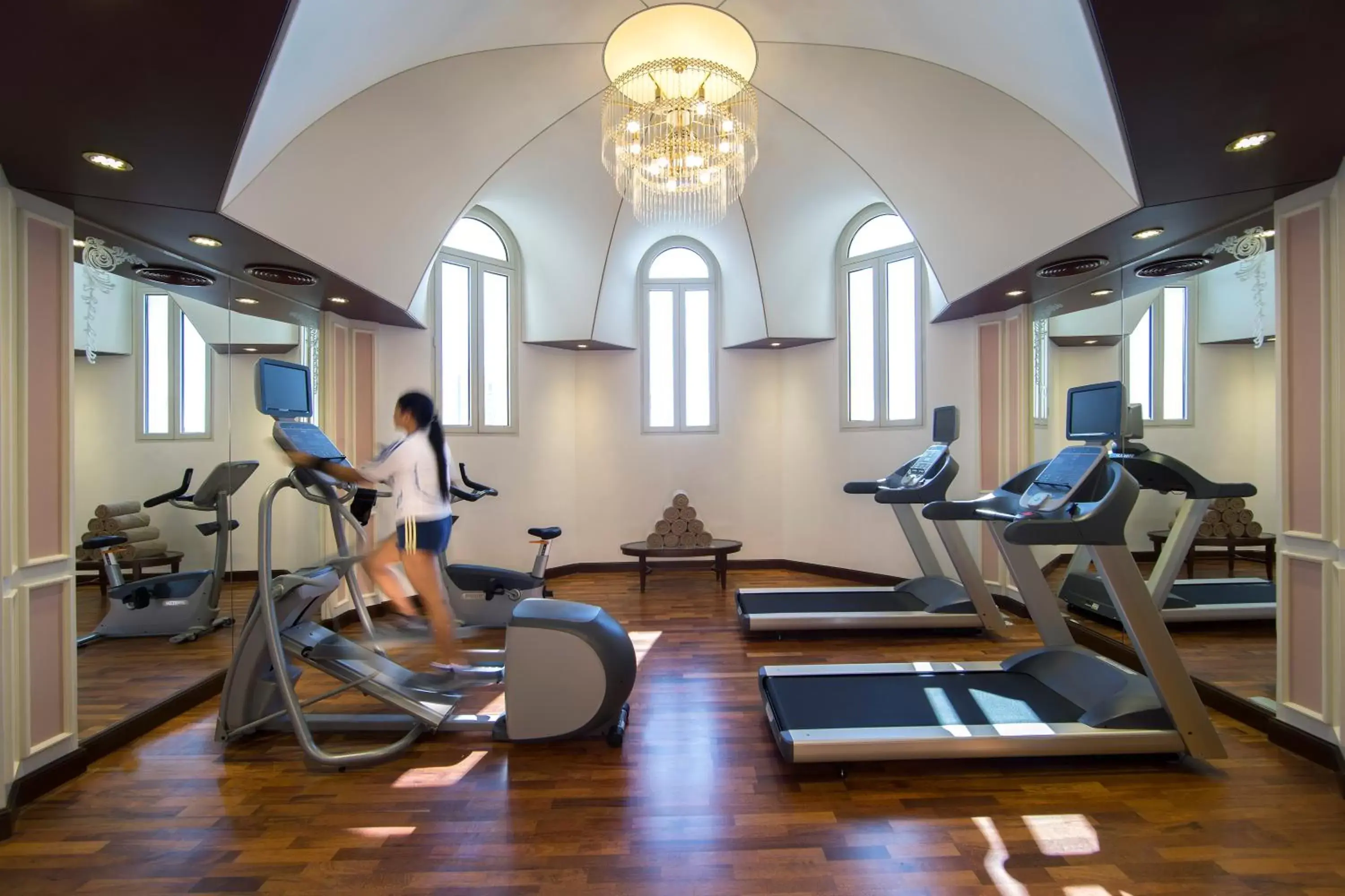 Fitness centre/facilities in Royal Rose Abu Dhabi, a Curio Collection by Hilton Affiliated Hotel Fitness centre/facilities in Royal Rose Abu Dhabi, a Curio Collection by Hilton Affiliated Hotel