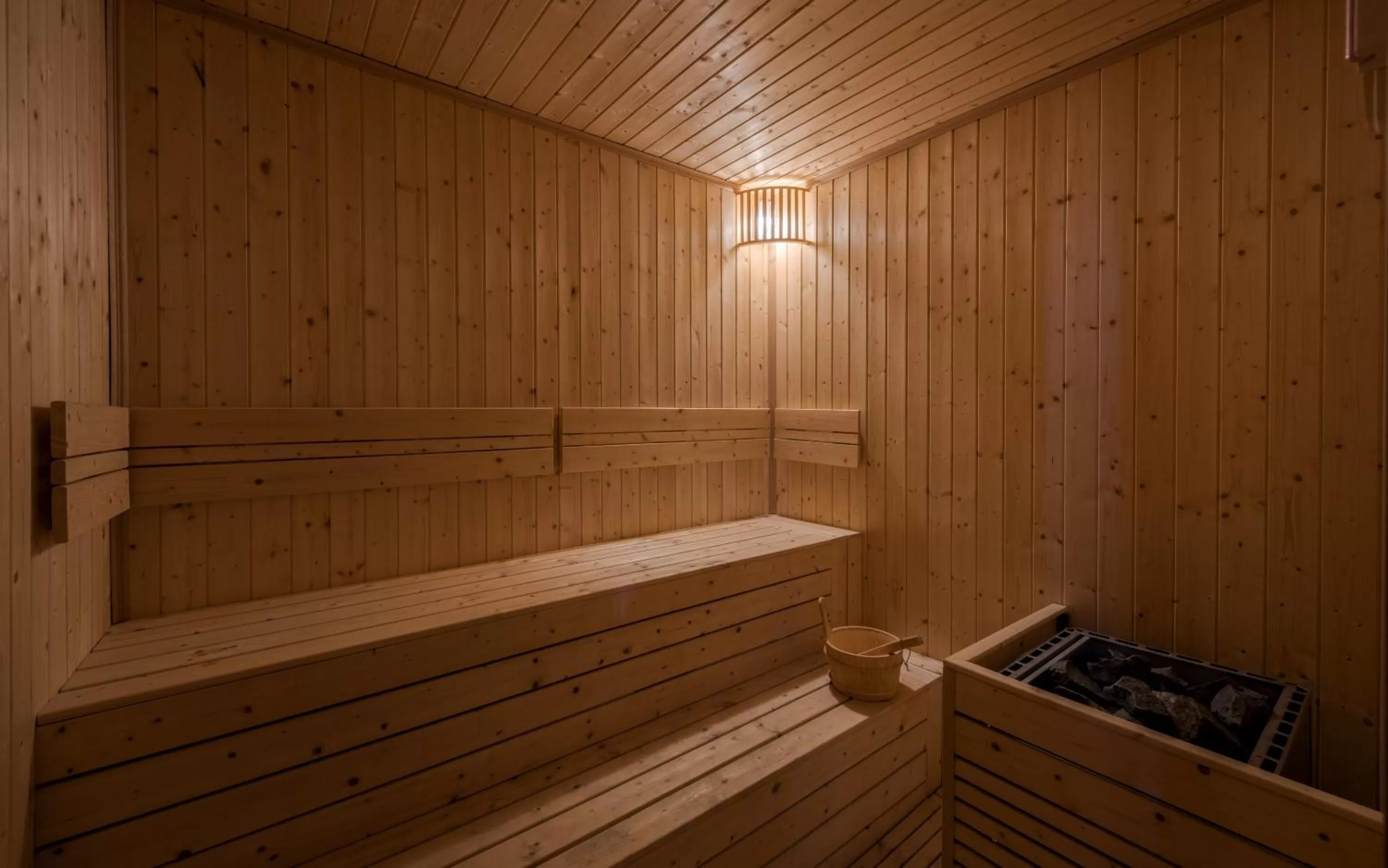 Sauna in AMATA Residence