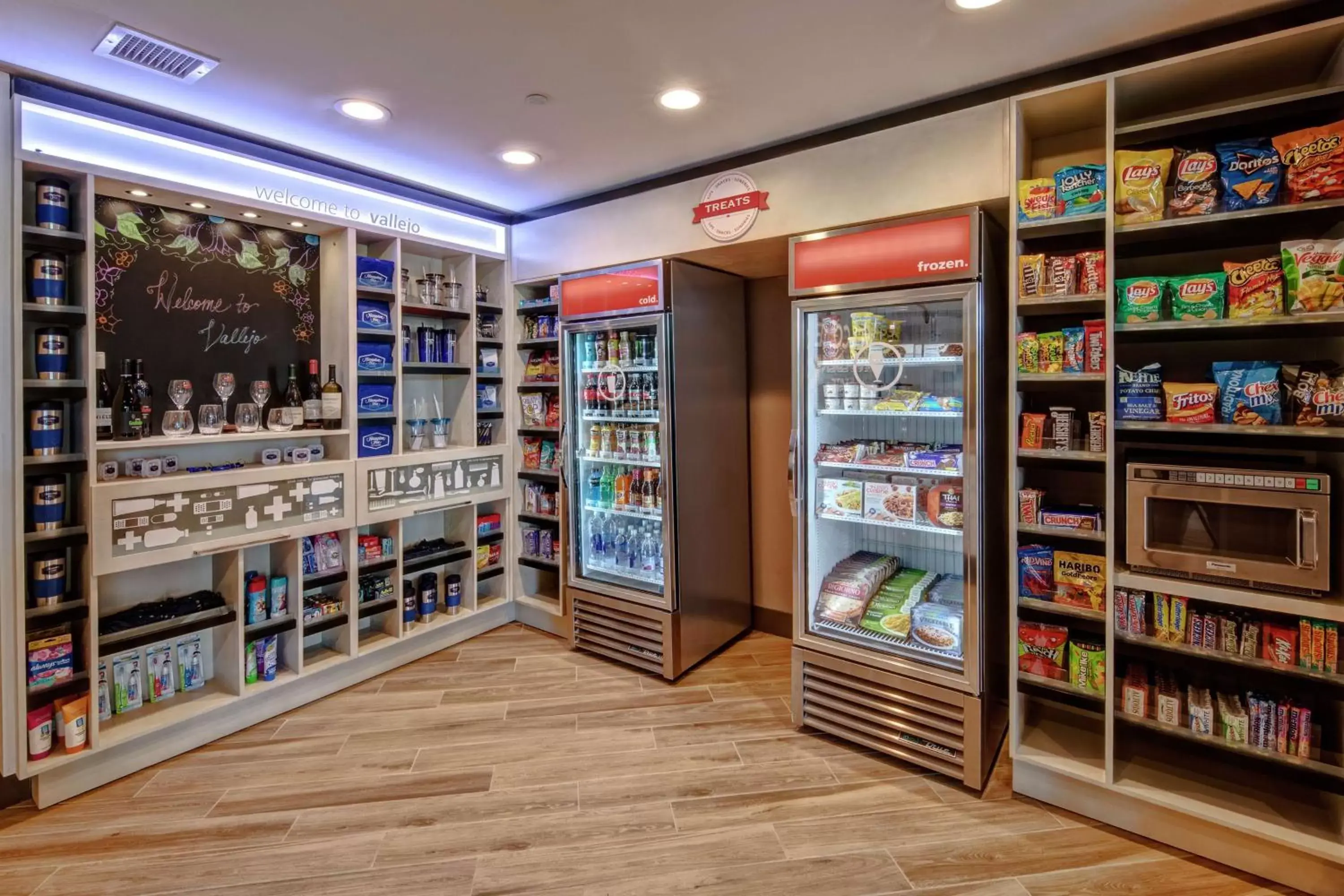 Restaurant/places to eat in Hampton Inn Discovery Kingdom Napa Gateway Restaurant/places to eat in Hampton Inn Discovery Kingdom Napa Gateway