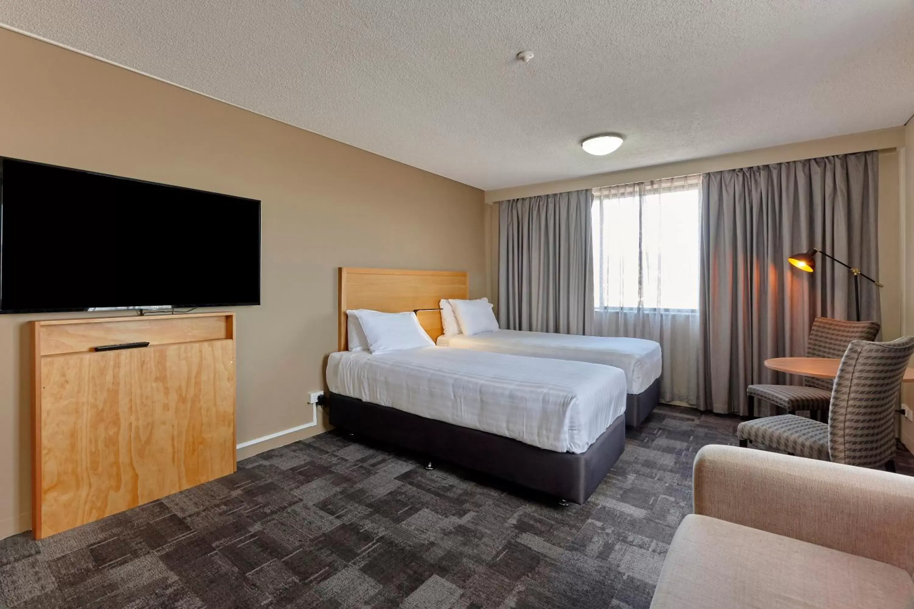 Photo of the whole room, TV/Entertainment Center in Best Western Plus Launceston
