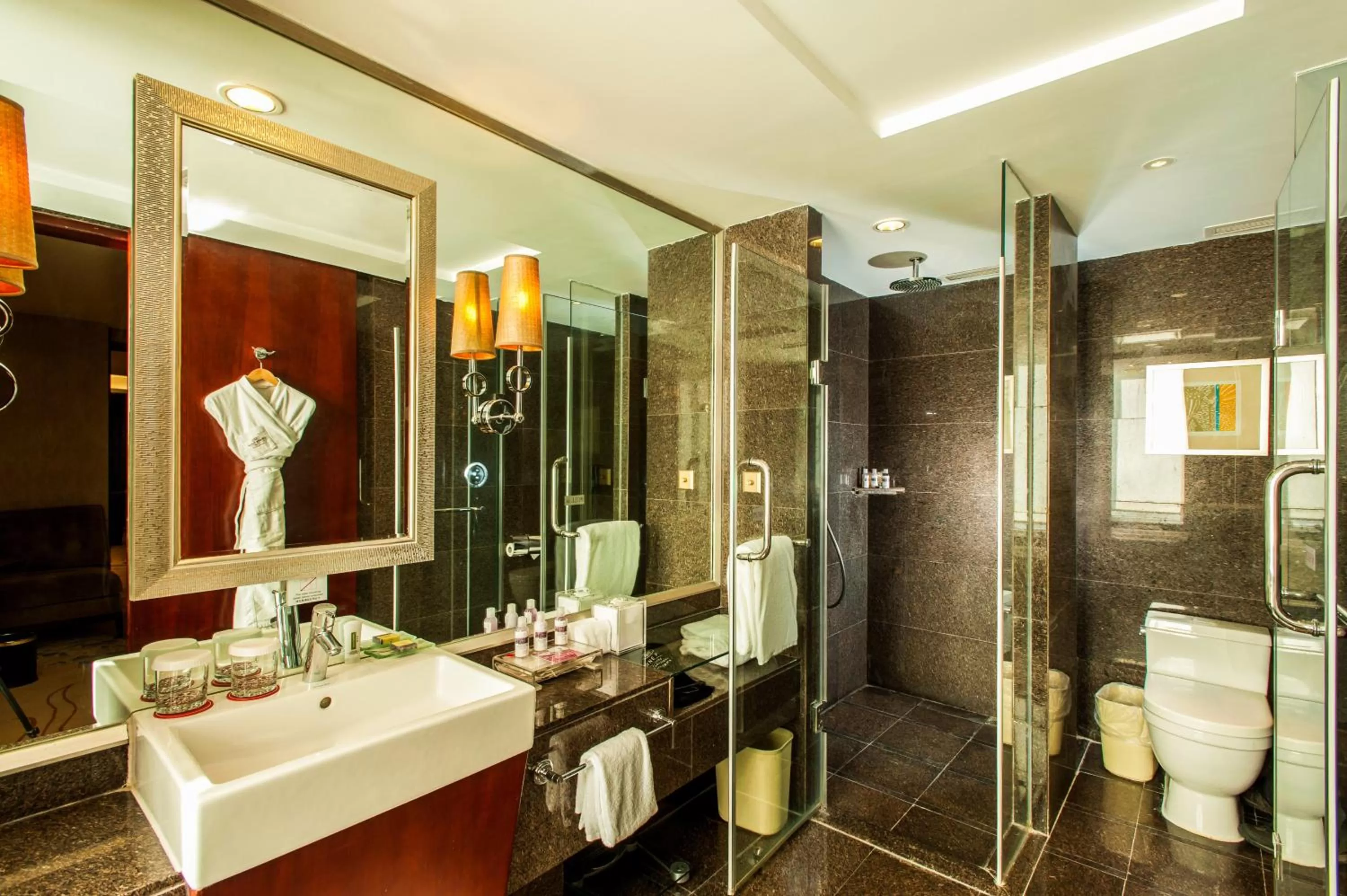 2 Twin Beds Standard Room in Crowne Plaza Beijing Zhongguancun by IHG