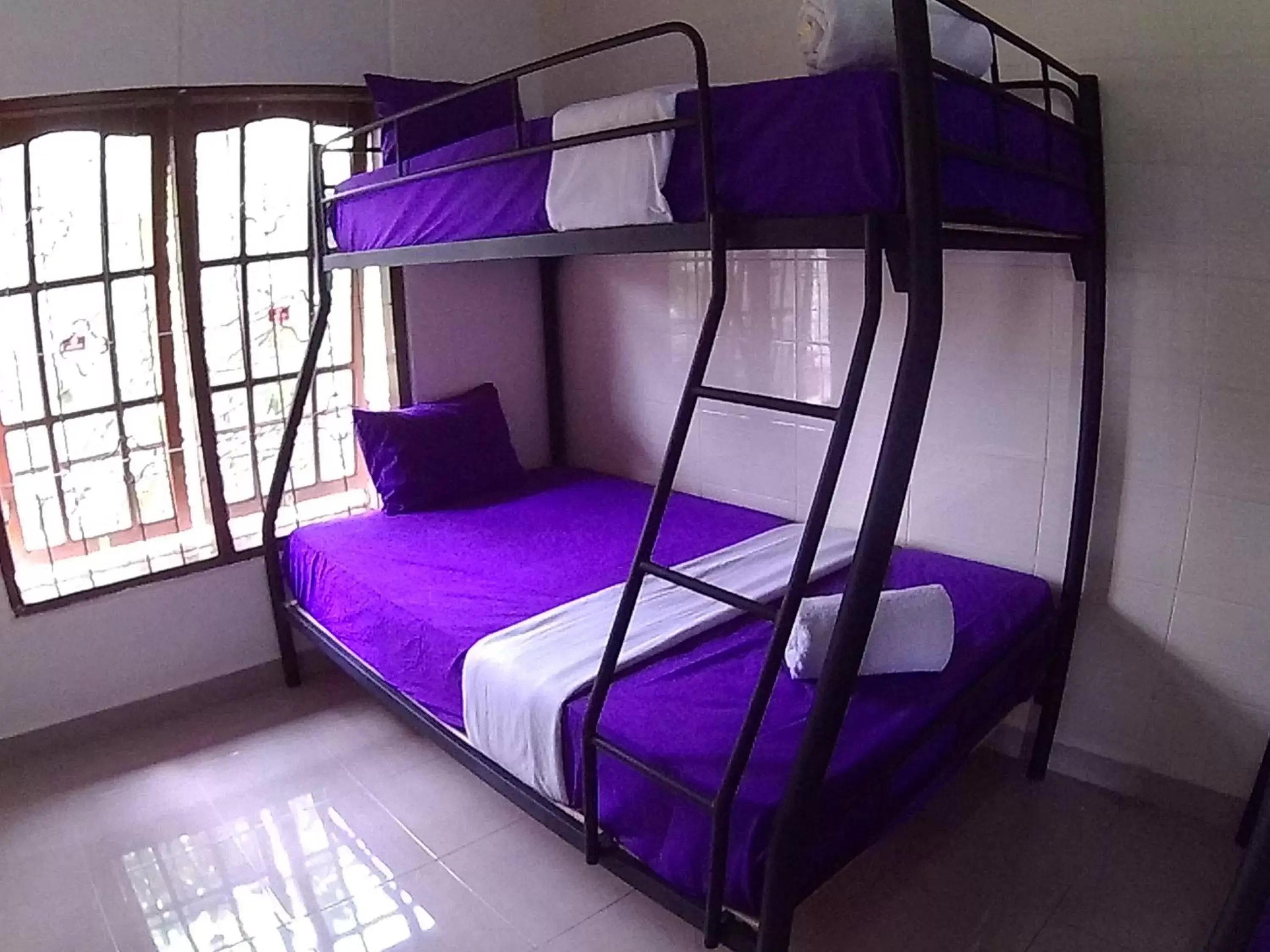 Single Bed in Dormitory Room in 24/7 Bed & Breakfast Single Bed in Dormitory Room in 24/7 Bed & Breakfast