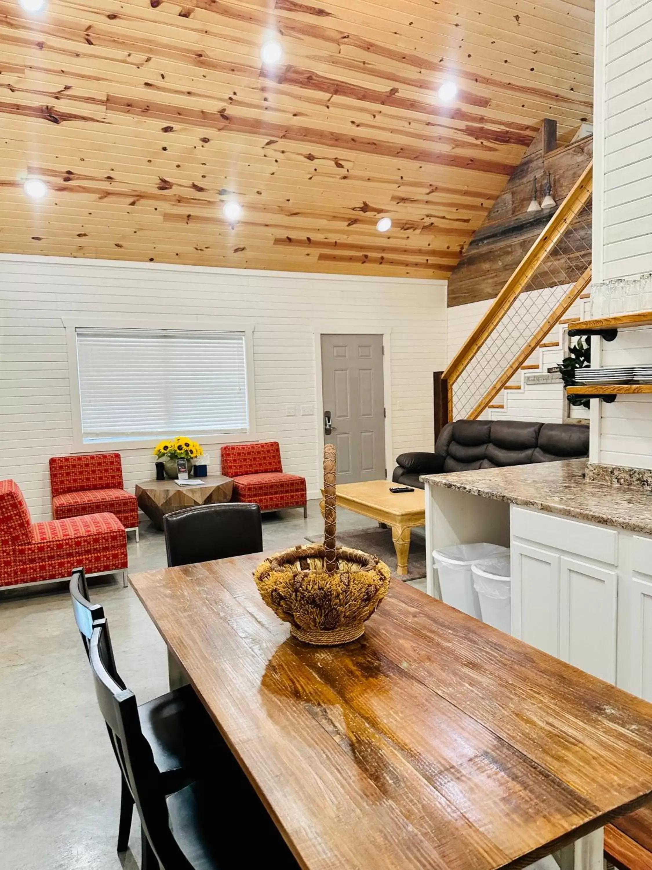 Kitchen or kitchenette, Dining Area in Knotty Squirrel Cabins