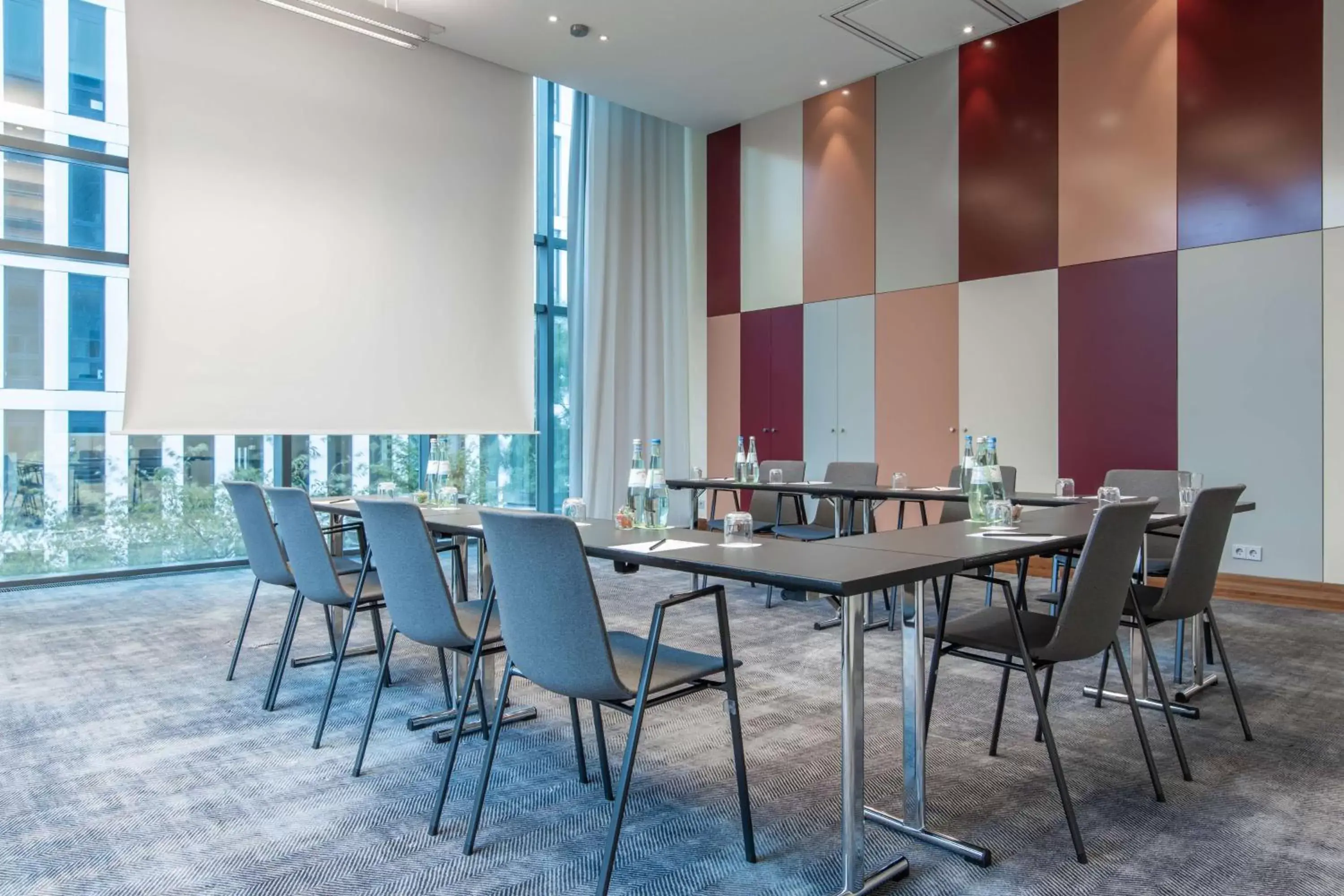 Business facilities in Radisson Blu Hotel Frankfurt