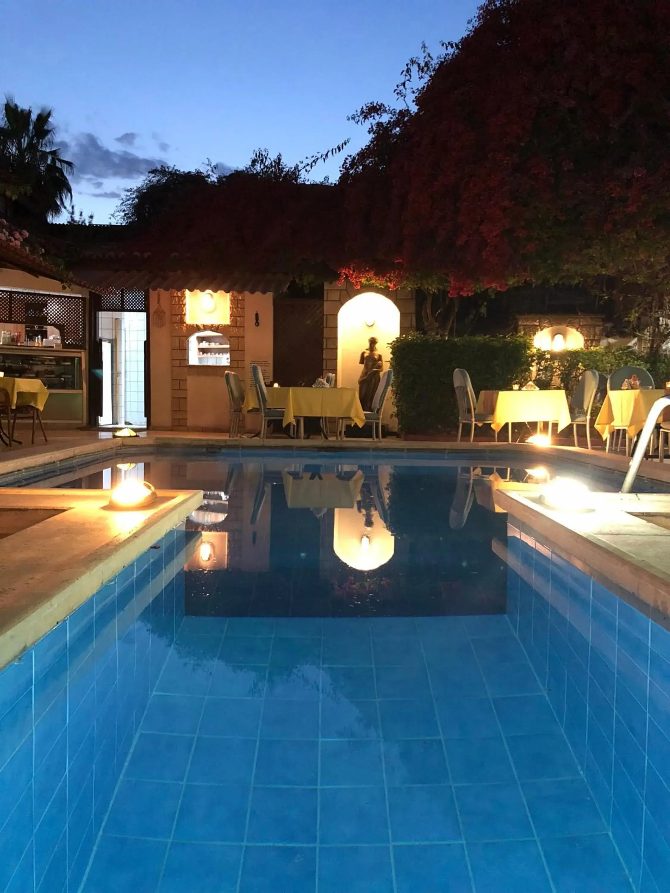 Night, Swimming Pool in Hotel Karyatit Kaleici