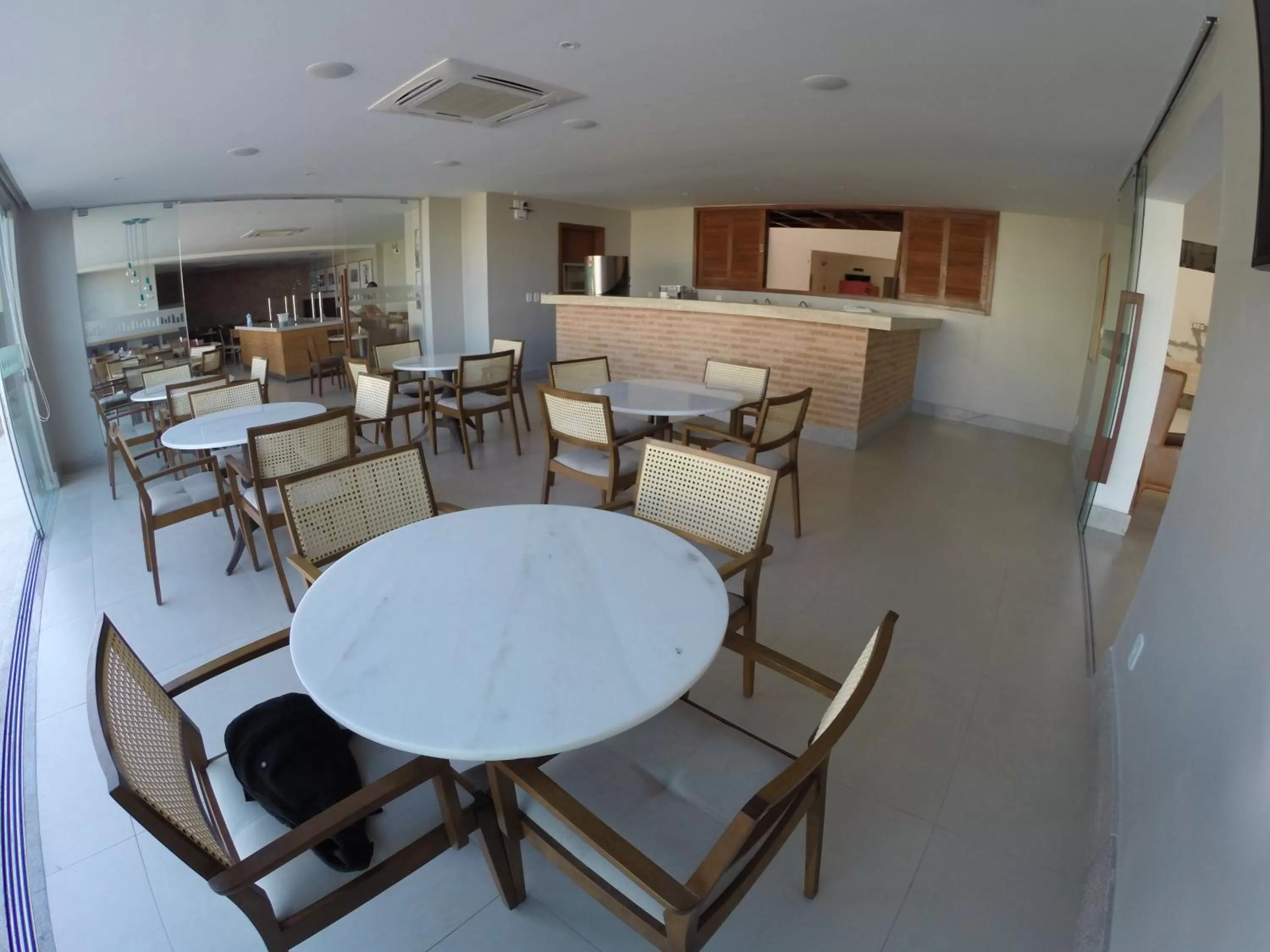 Restaurant/places to eat in Marano Hotel