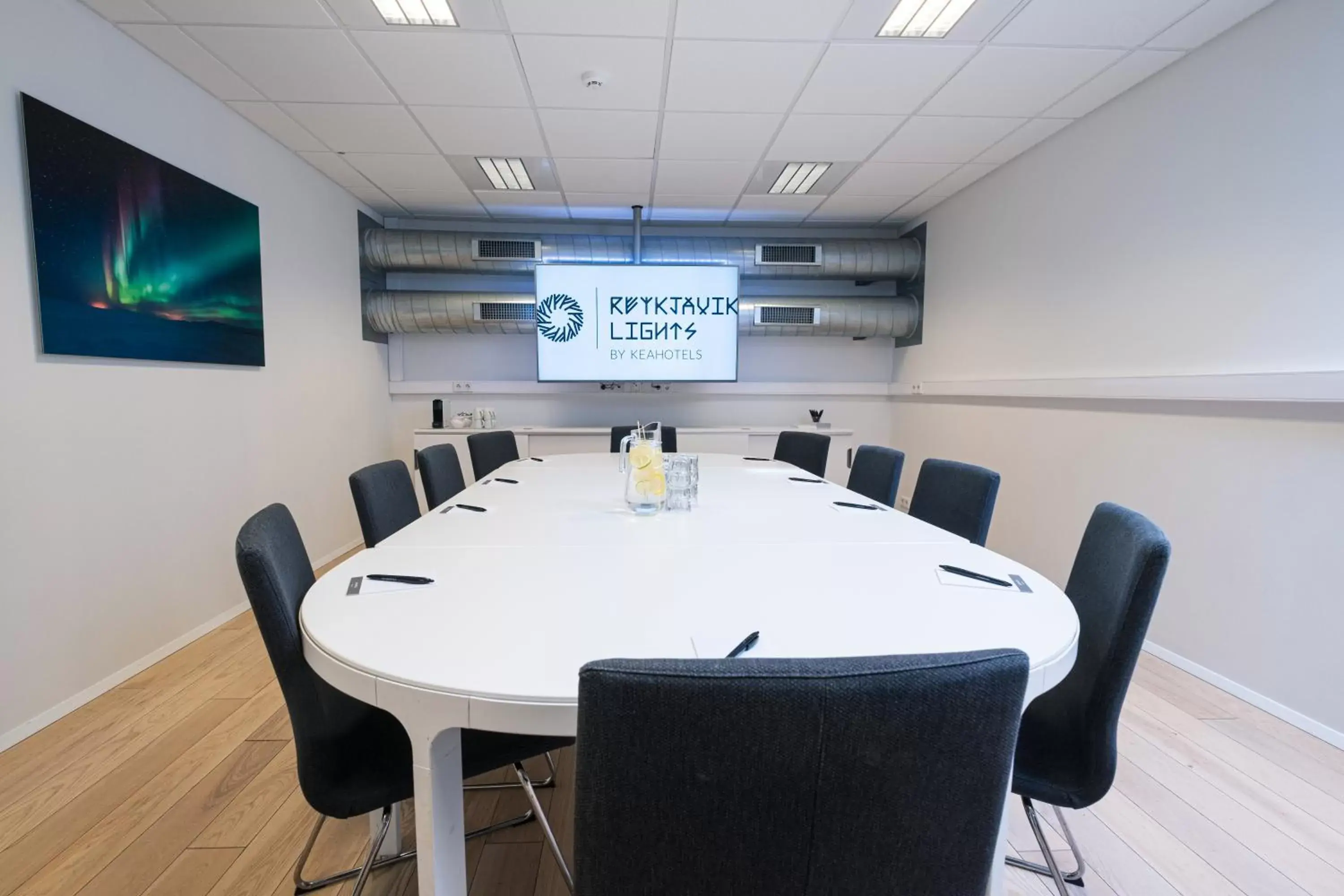 Meeting/conference room in Reykjavik Lights Hotel by Keahotels