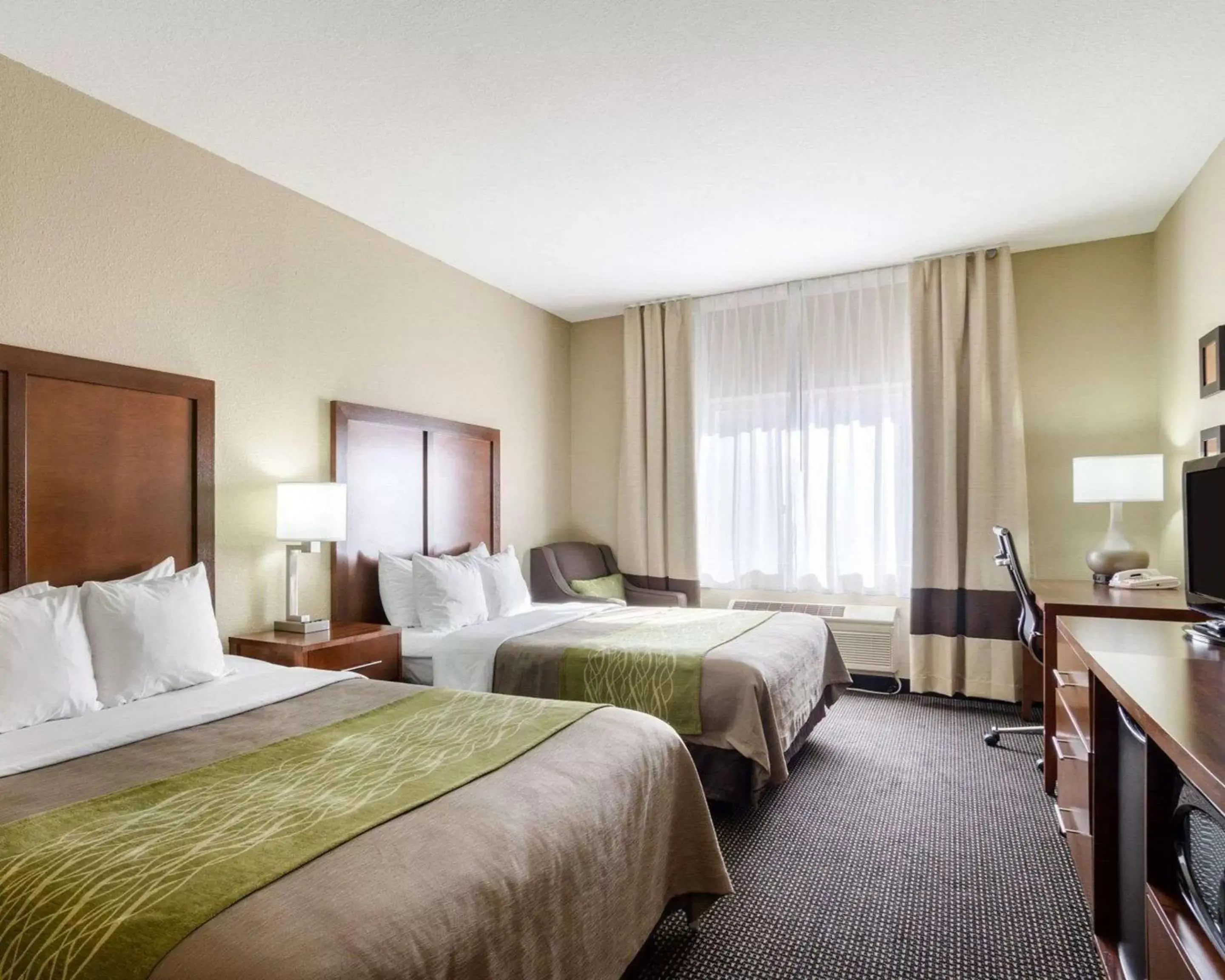 Queen Room with Two Queen Beds - Non-Smoking in Comfort Inn Queen Room with Two Queen Beds - Non-Smoking in Comfort Inn