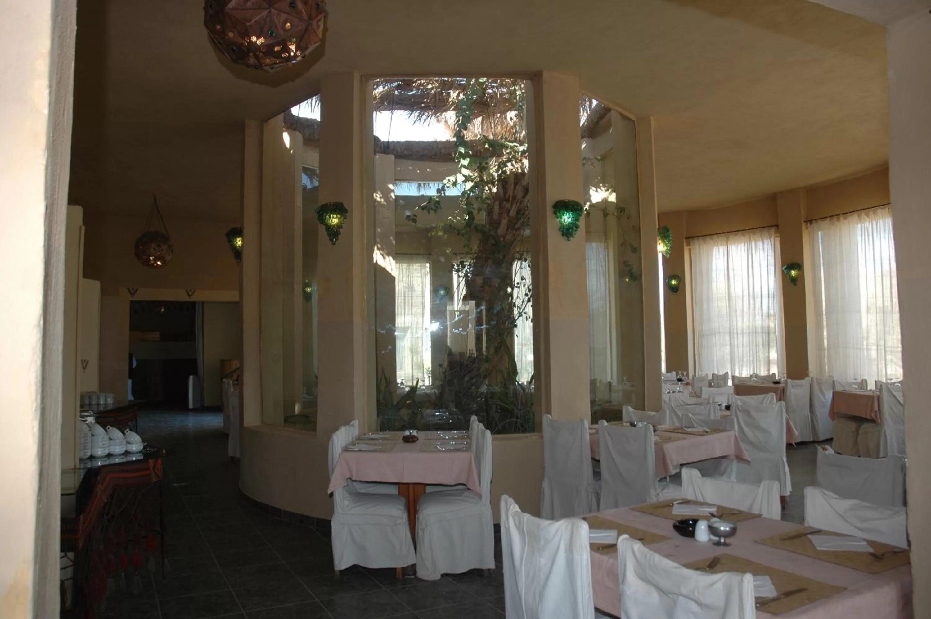 Restaurant/places to eat in Siwa Shali Resort