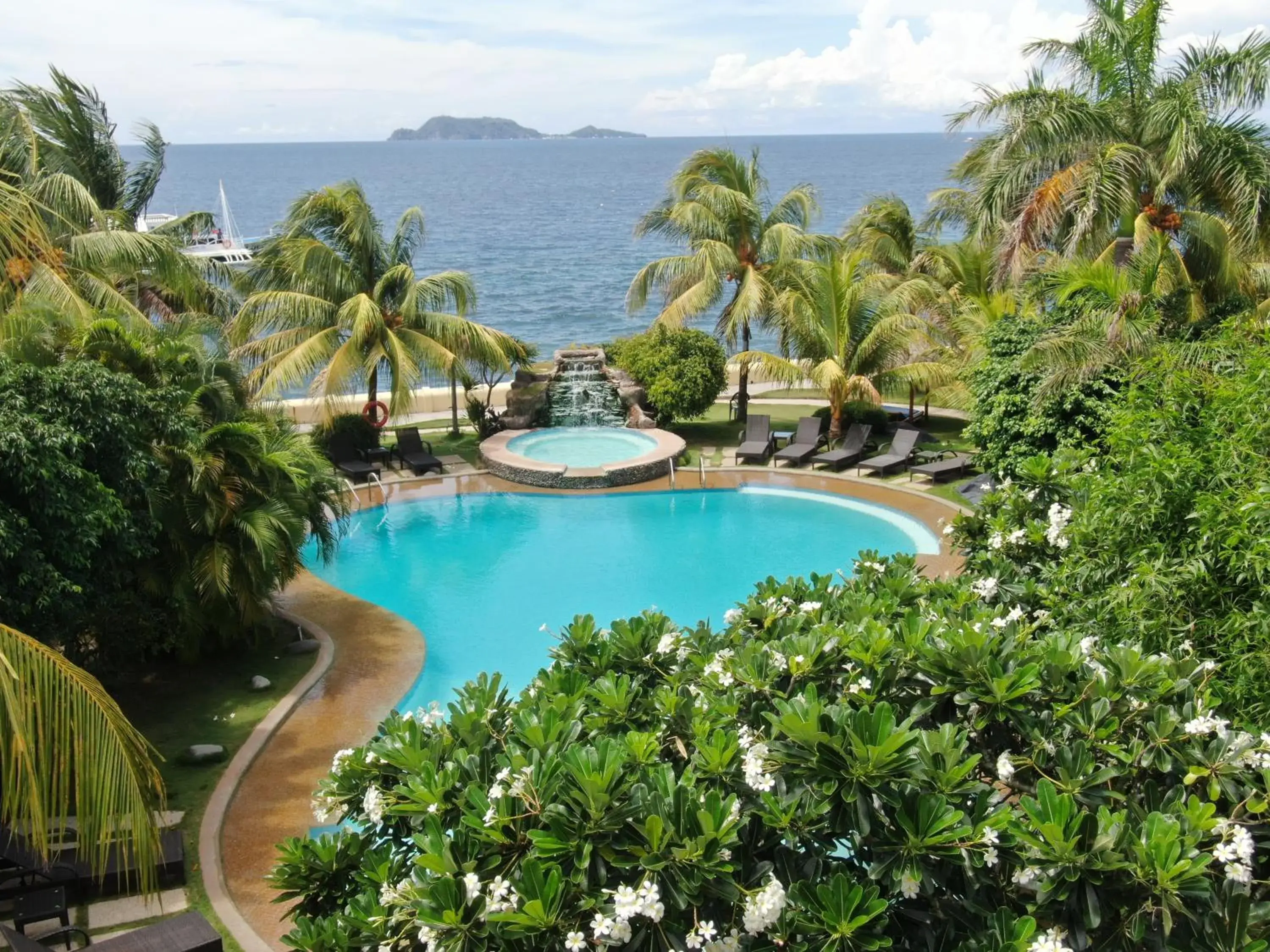 Garden view, Pool View in Thalatta Resort