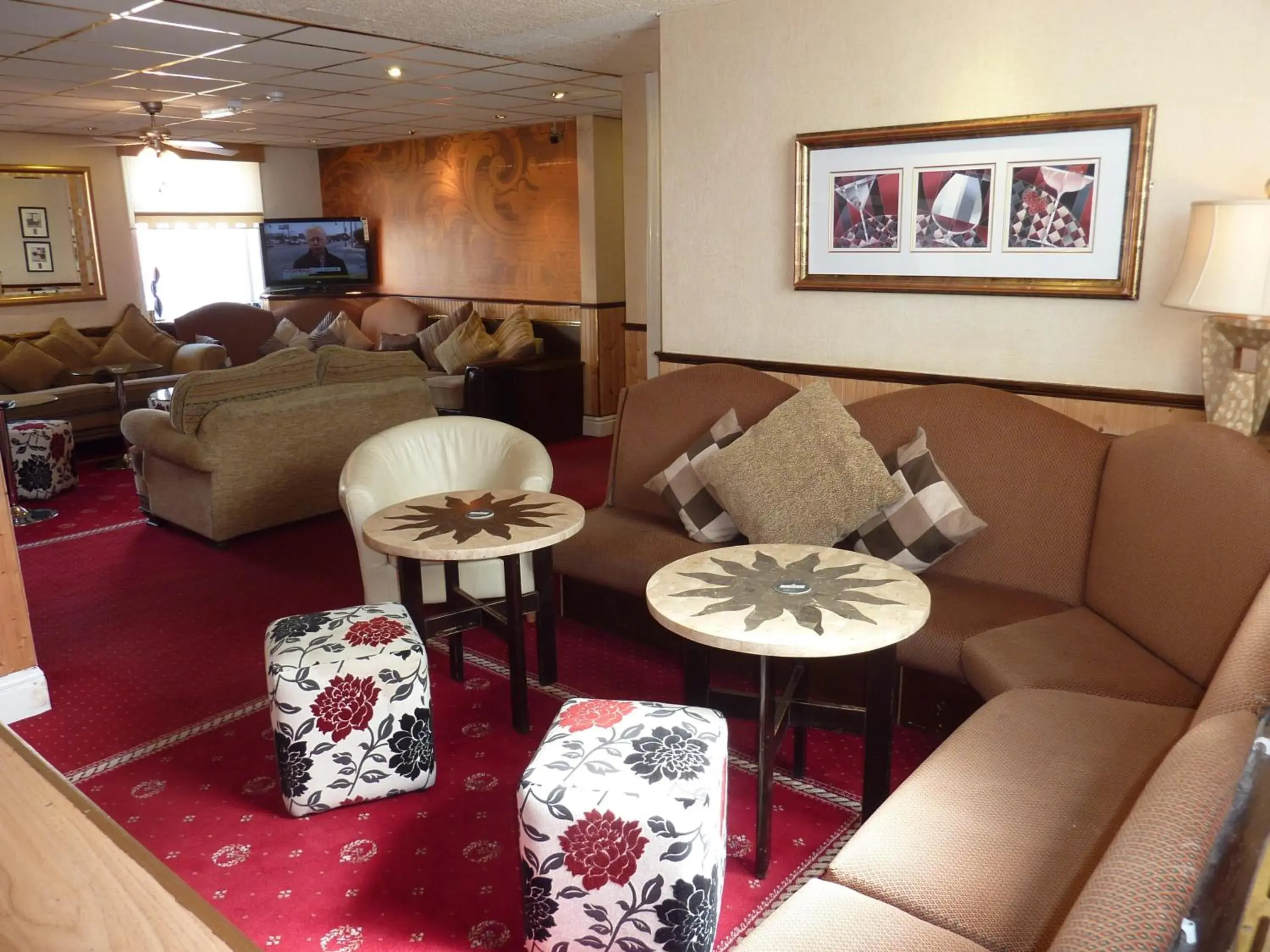 Lounge or bar, Seating Area in The Regal Hotel