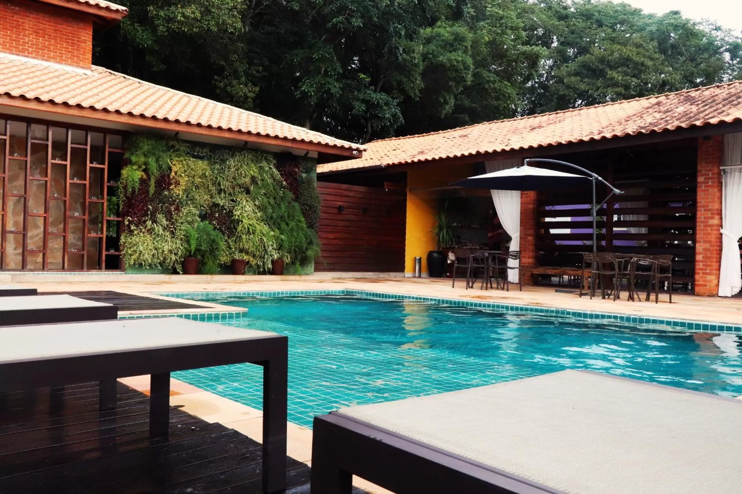 Pool view in Pousada Santa Thereza